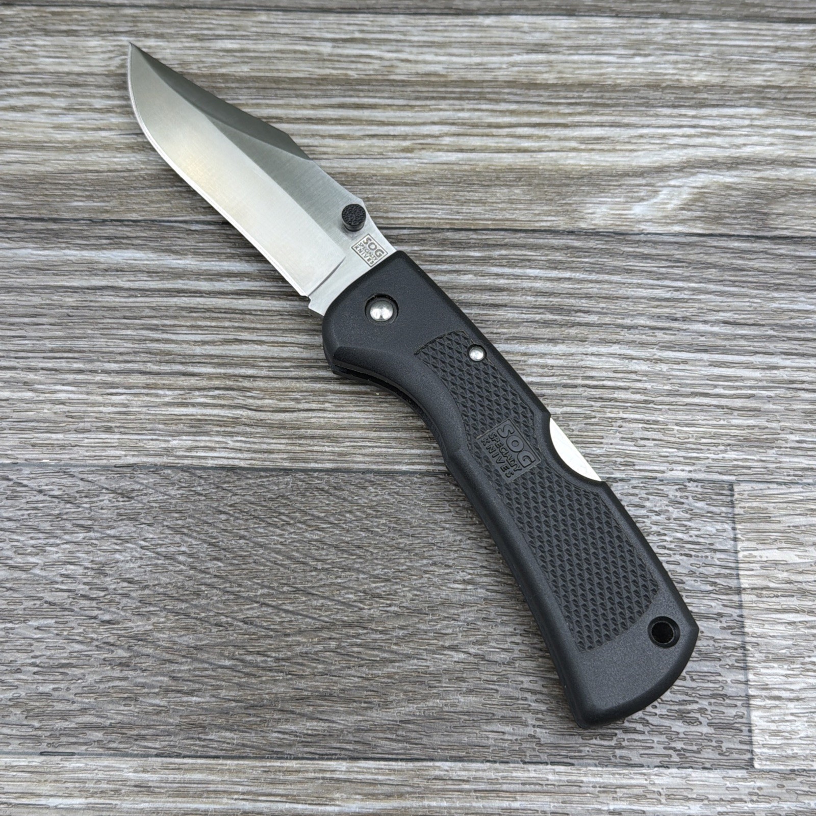 SOG Knives Magnadot Seki Japan Vintage Excellent SOG Knives Magnadot Seki Japan Vintage Excellent
