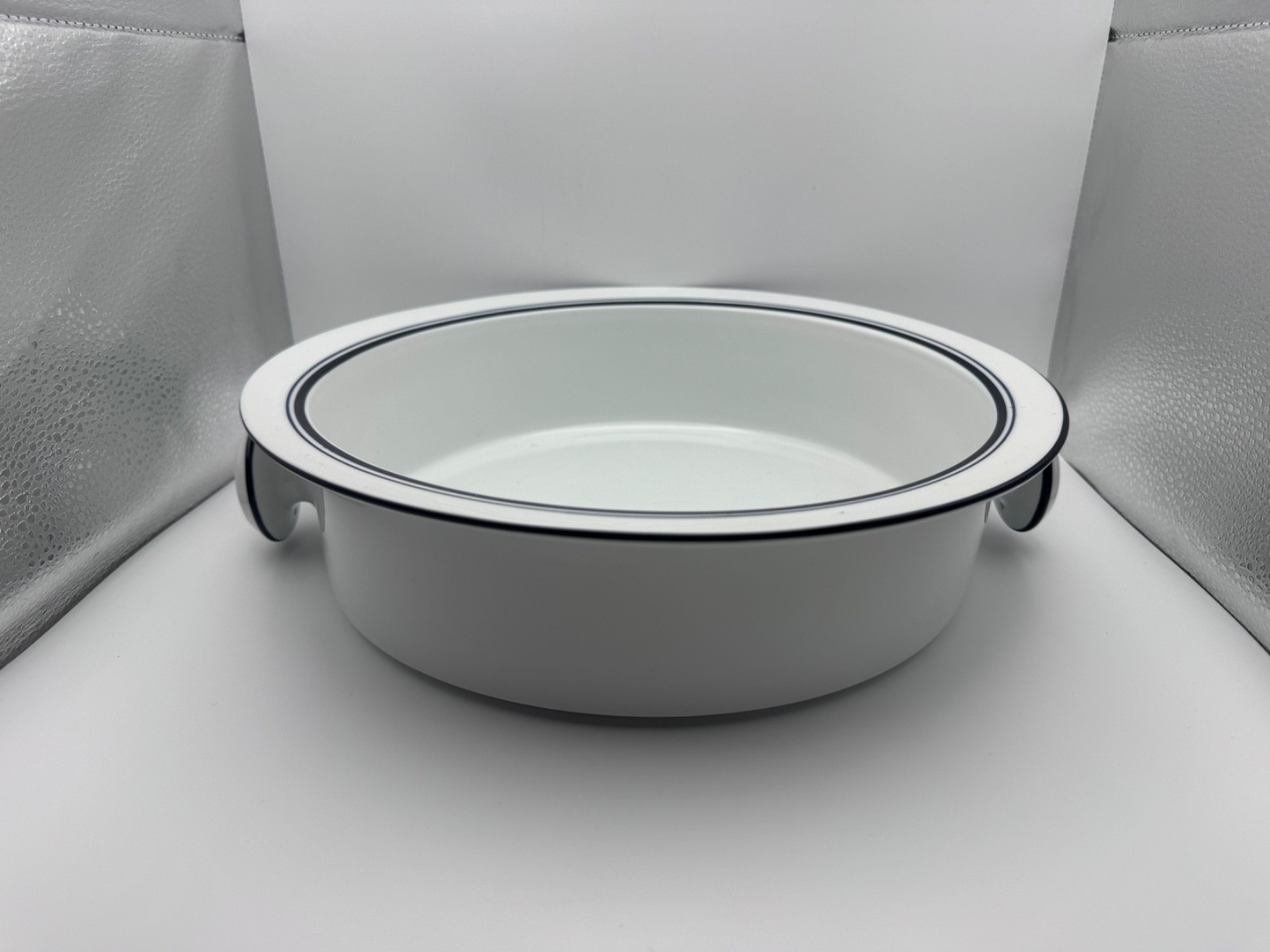 Dansk Bistro CHRISTIANSHAVN BLUE Handled Round Serving Bowl Made in Portugal