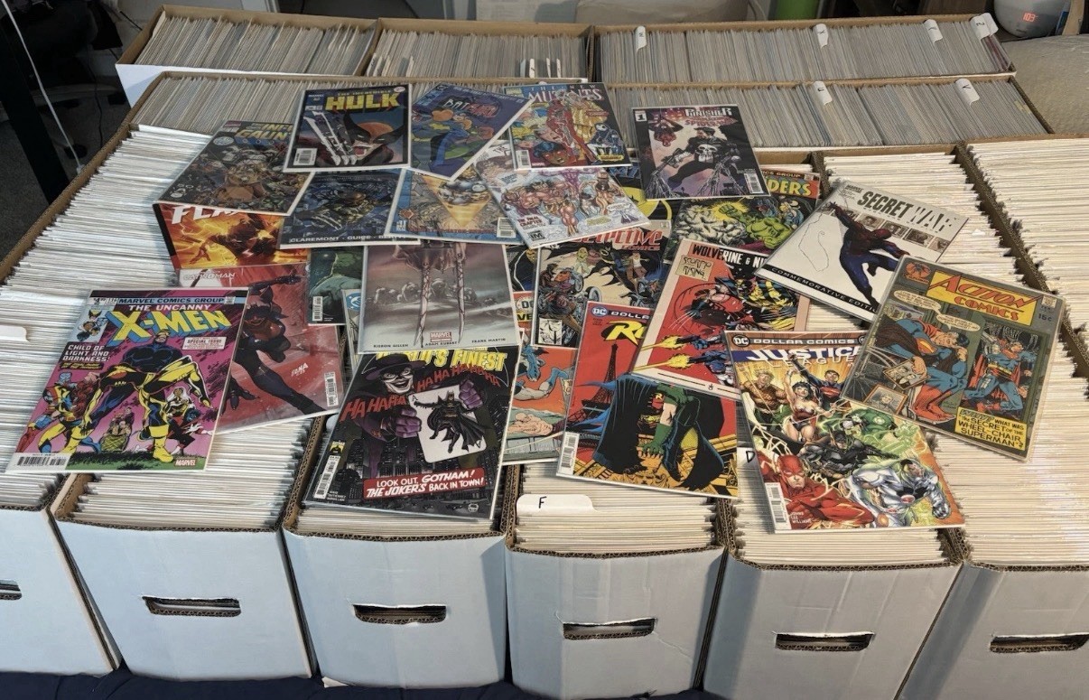 10 X Comic Book Mystery Box Grab Bag Bundle Lot Random Mix Era DC/Marvel/etc Box