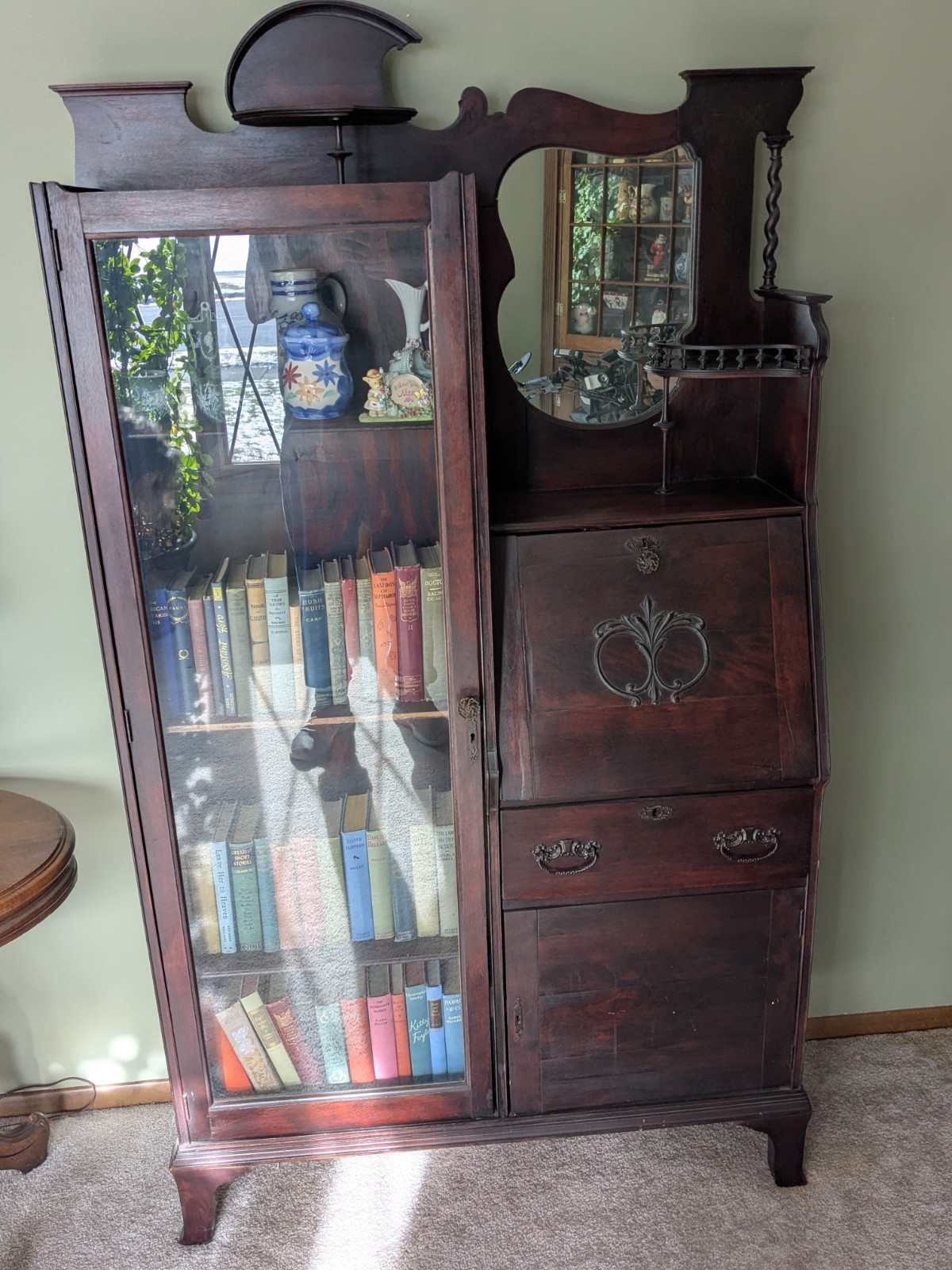 ANTIQUE WOOD BEAUTIFUL SECRETARY DESK AND BOOK CASE ANTIQUE WOOD BEAUTIFUL SECRETARY DESK AND BOOK CASE