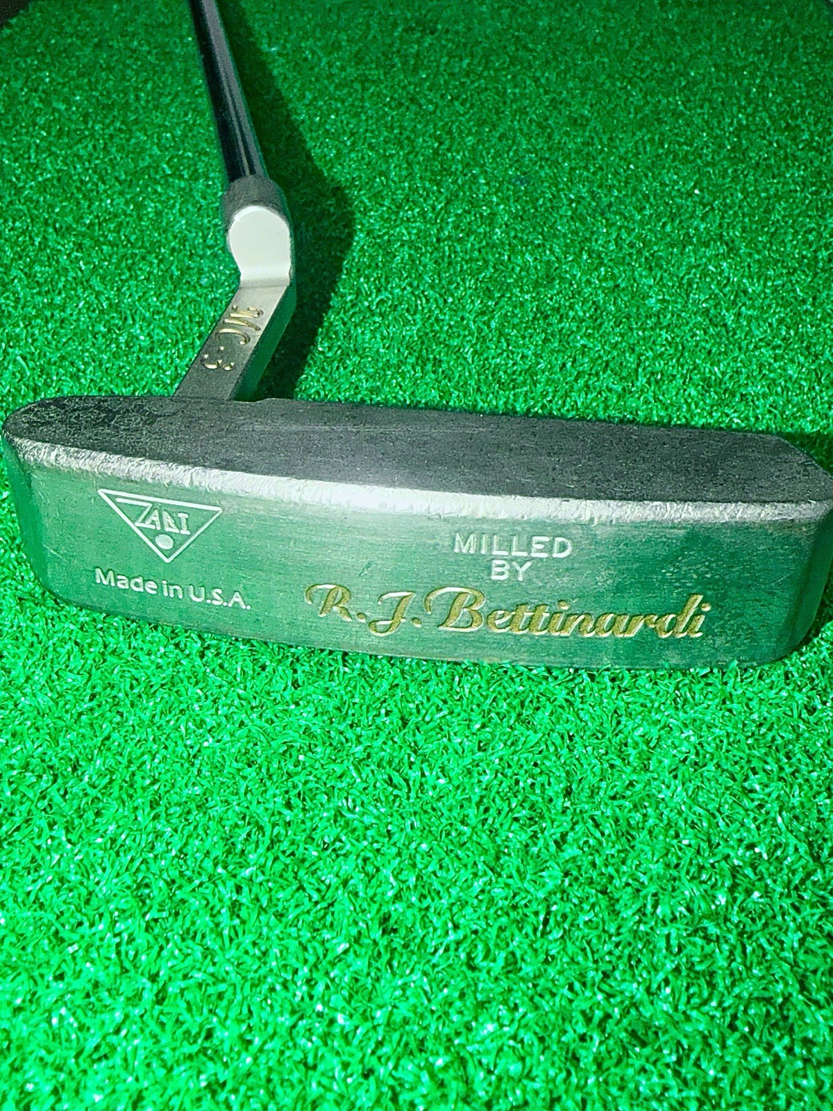 RARE Bettinardi MC-3 Blade Putter, 34.5”, Steel Shaft, LH RARE Bettinardi MC-3 Blade Putter, 34.5”, Steel Shaft, LH
