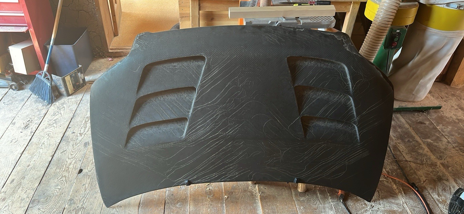 Scion x/b Xb Carbon Fiber Hood 2008 Used In Good Shape Scion x/b Xb Carbon Fiber Hood 2008 Used In Good Shape