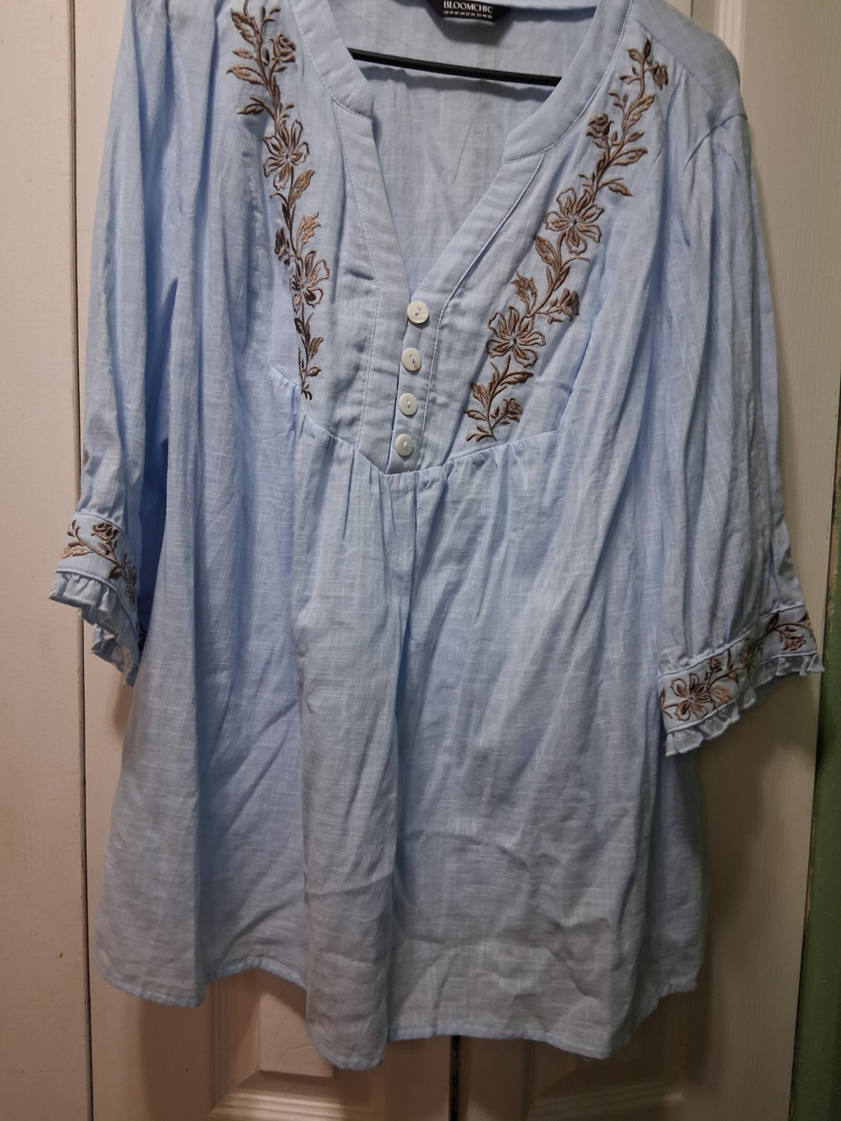 bloom chic Embroidered Top bloom chic Embroidered Top
