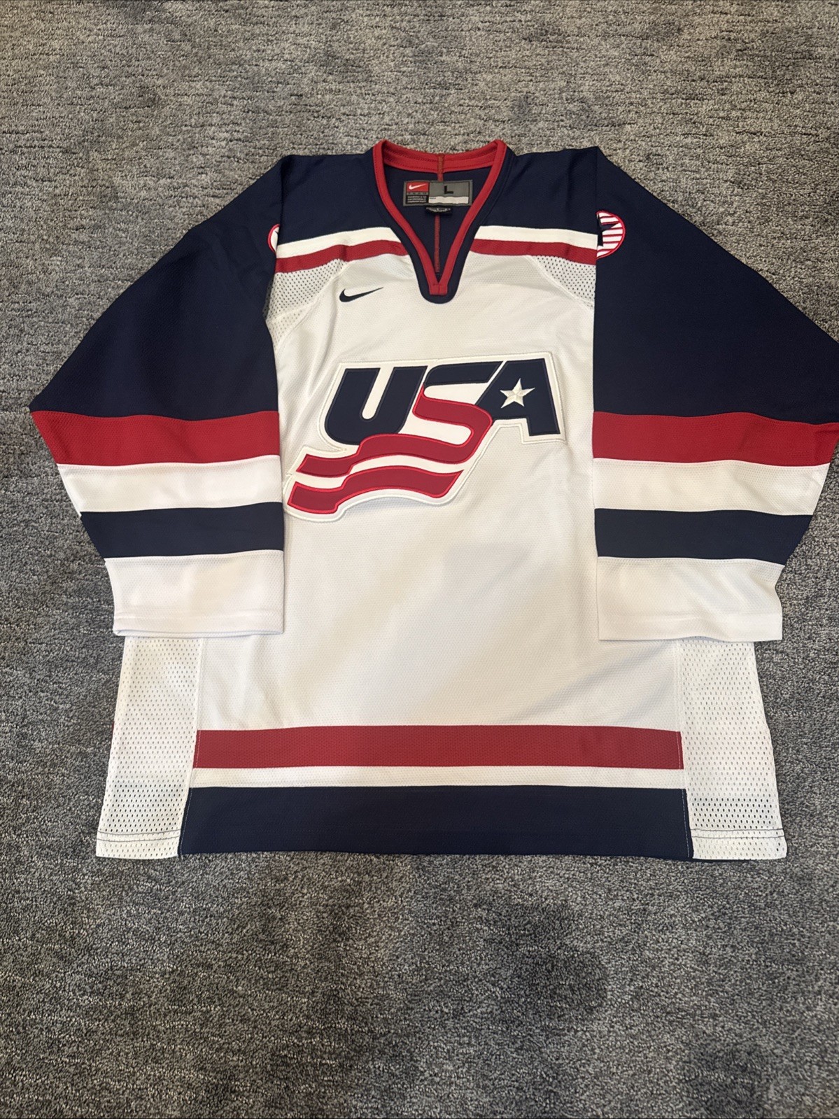 USA Hockey Jersey 2002 Olympics/NIKE/Salt Lake city/Brand new/Vintage USA Hockey Jersey 2002 Olympics/NIKE/Salt Lake city/Brand new/Vintage