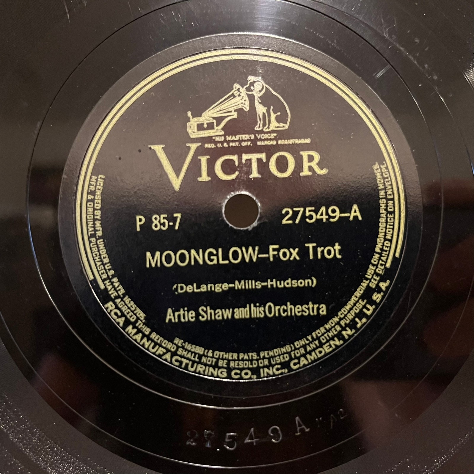 ARTIE SHAW - Moonglow / Serenade (1940 Victor) - 10