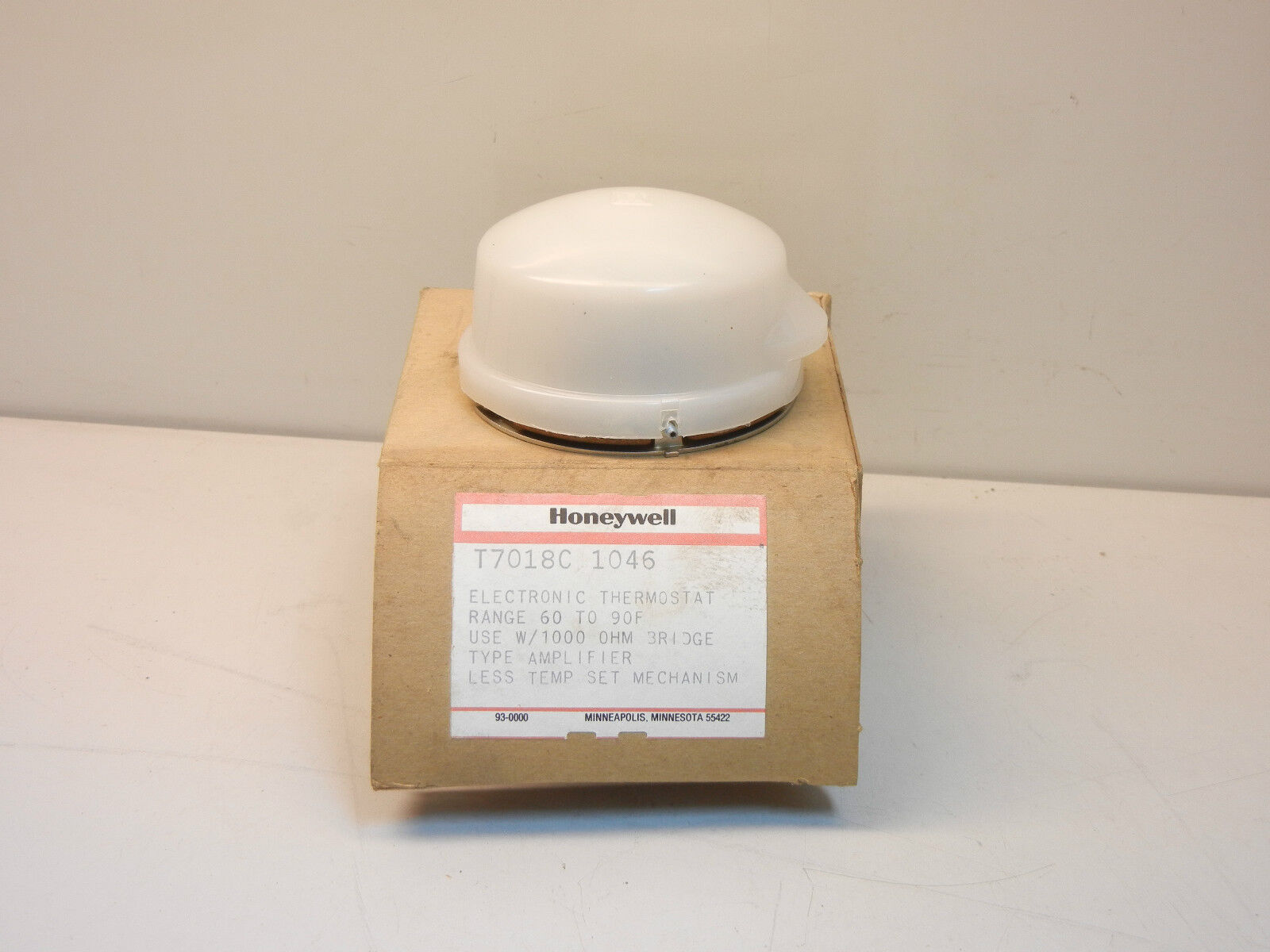 HONEYWELL T7018C 1046 NEW ELECTRONIC THERMOSTAT T7018C1046
