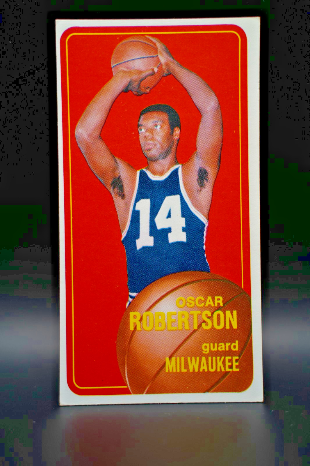 1970-71 Topps - Oscar Robertson #100 1970-71 Topps - Oscar Robertson #100