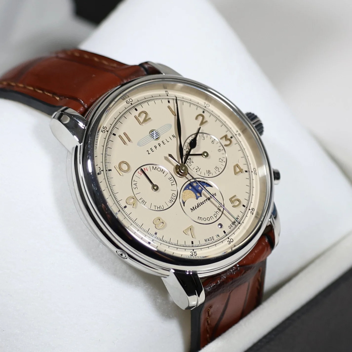 Zeppelin Mediterranee Men\'s Moon Phase Cream Dial Watch 9636-5