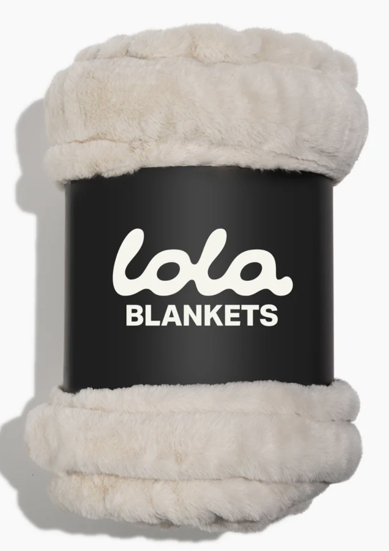 BRAND NEW Lola Blanket - Antique Ivory - Large (SEALED) BRAND NEW Lola Blanket - Antique Ivory - Large (SEALED)