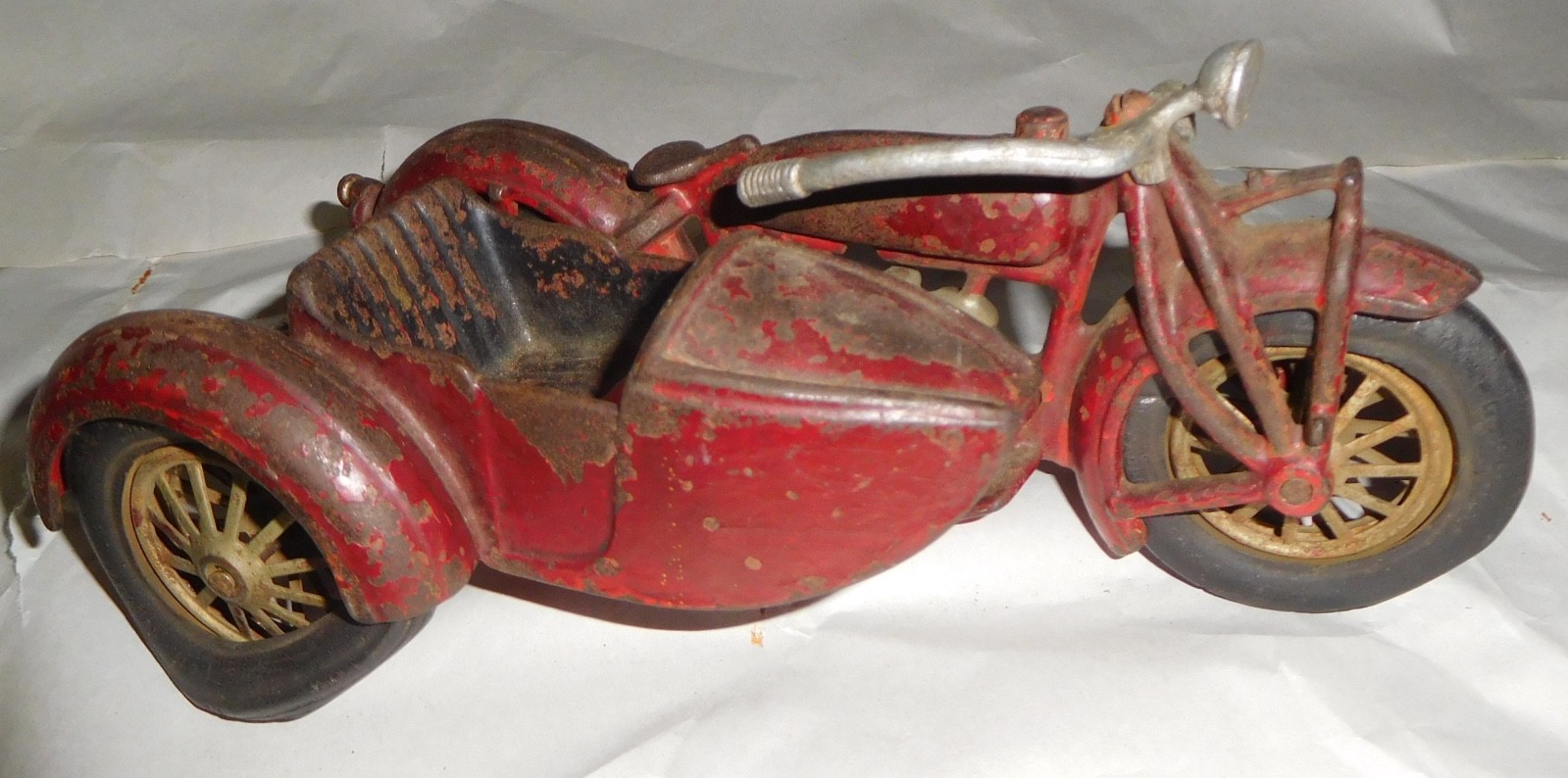 HUBLEY --- 1930s INDIAN MOTORCYCLE 9\ HUBLEY --- 1930s INDIAN MOTORCYCLE 9\