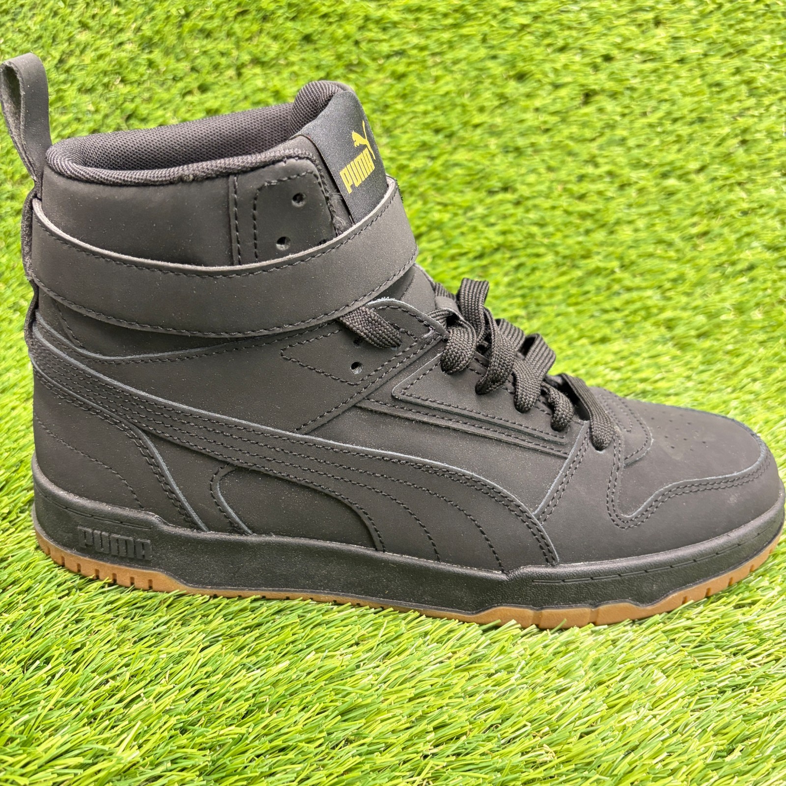Puma RBD Game Mens Size 9 Black Gold Athletic Leather Basketball Shoes Sneakers