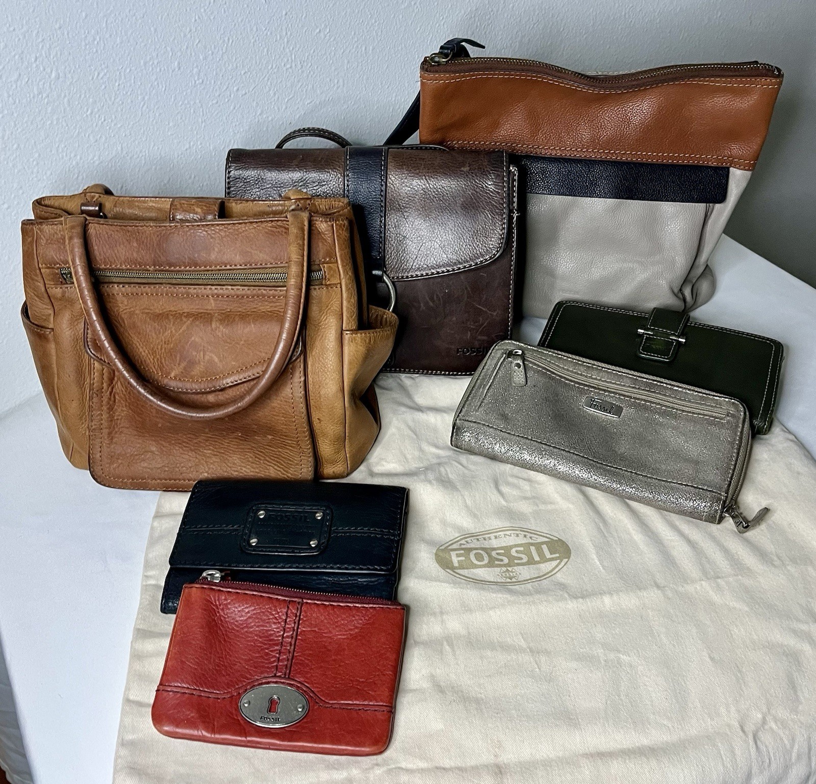 Vintage Fossil Purse Wallet Lot 8Piece Handbag Coin Purse Aida 1954 Reseller Lot Vintage Fossil Purse Wallet Lot 8Piece Handbag Coin Purse Aida 1954 Reseller Lot