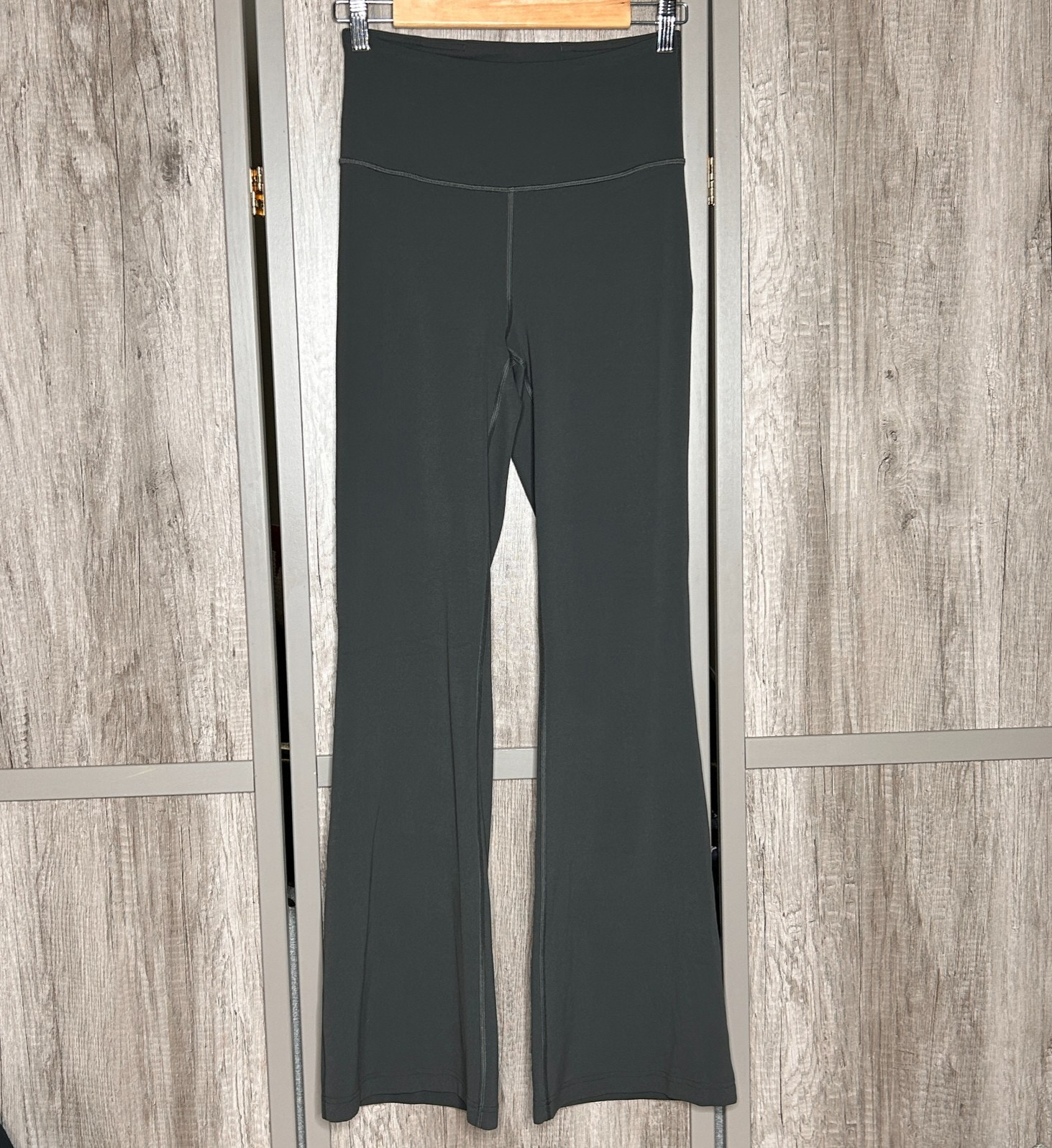 Lululemon Groove Nulu Super High Rise Flared Pant Gray Size 6