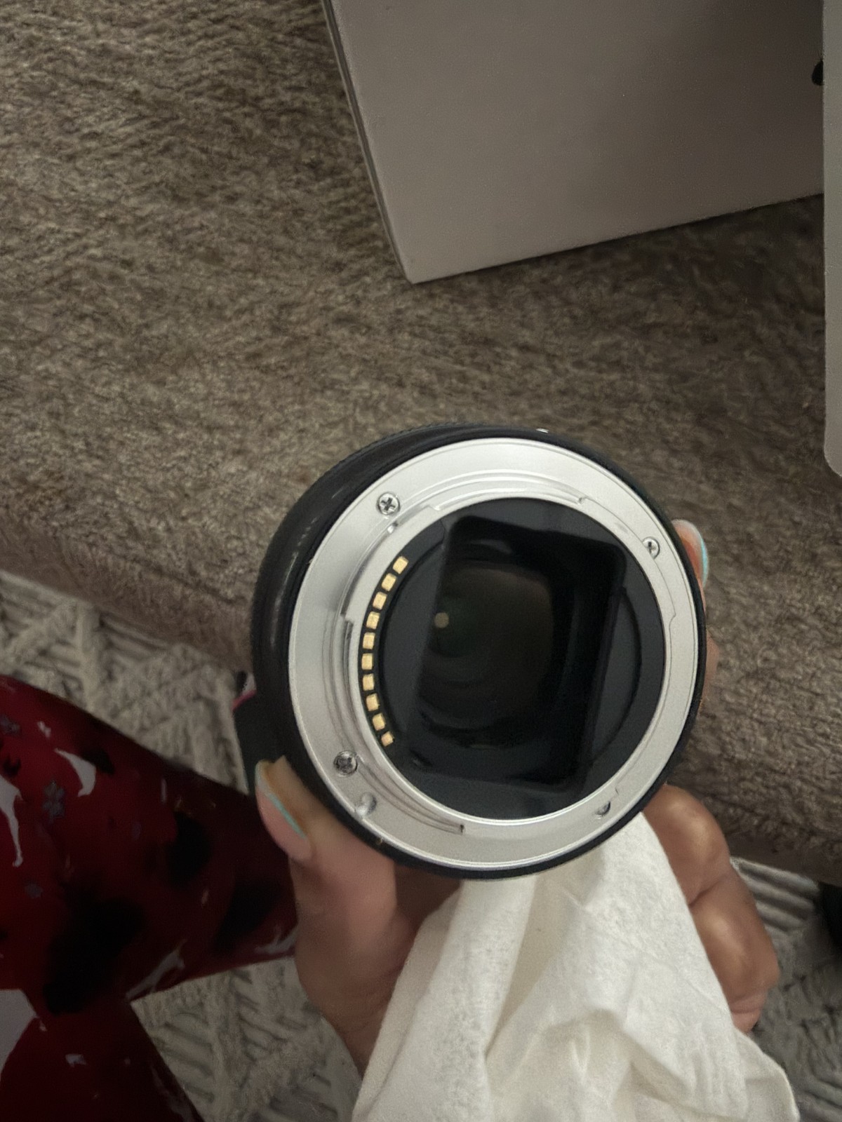 Sony FE 28-60mm F4-5.6 Zoom Lens - E-Mount Sony FE 28-60mm F4-5.6 Zoom Lens - E-Mount