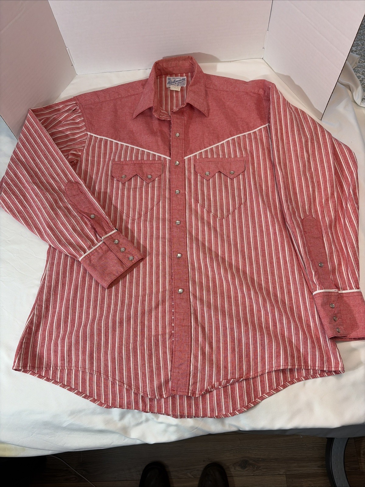 Vintage 1960s Rockmount Ranch Wear Western Shirt Pink White Striped Pearl Snap M Vintage 1960s Rockmount Ranch Wear Western Shirt Pink White Striped Pearl Snap M
