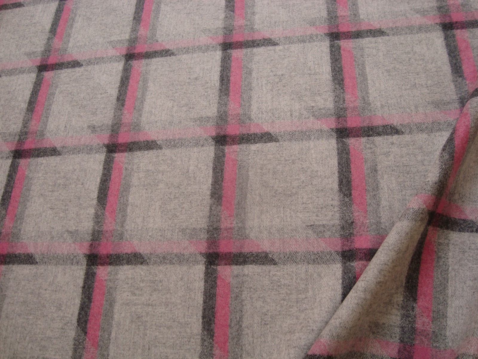 1 of 18 yds CAMIRA WOOL Fabric Landscape Balance Coat Upholstery Gray Pink BTY
