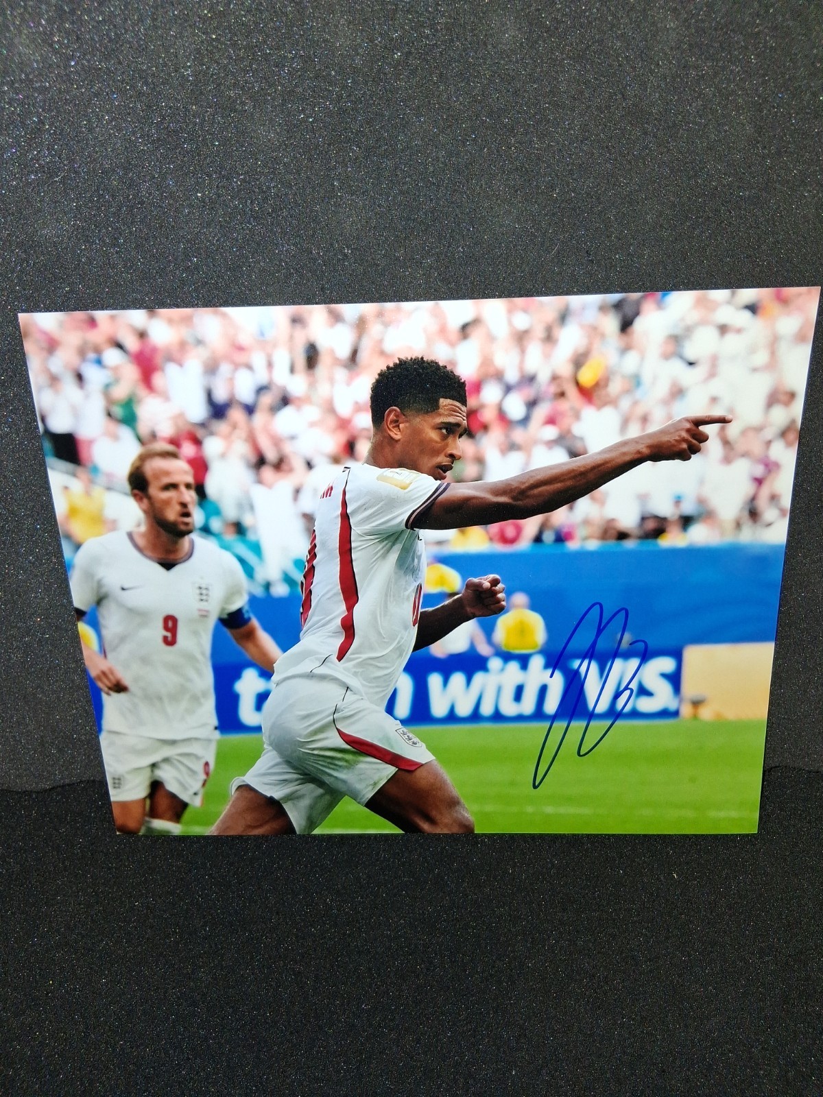 Jude Bellingham England Signed WORLD CUP Autograph 8x10 Jude Bellingham England Signed WORLD CUP Autograph 8x10