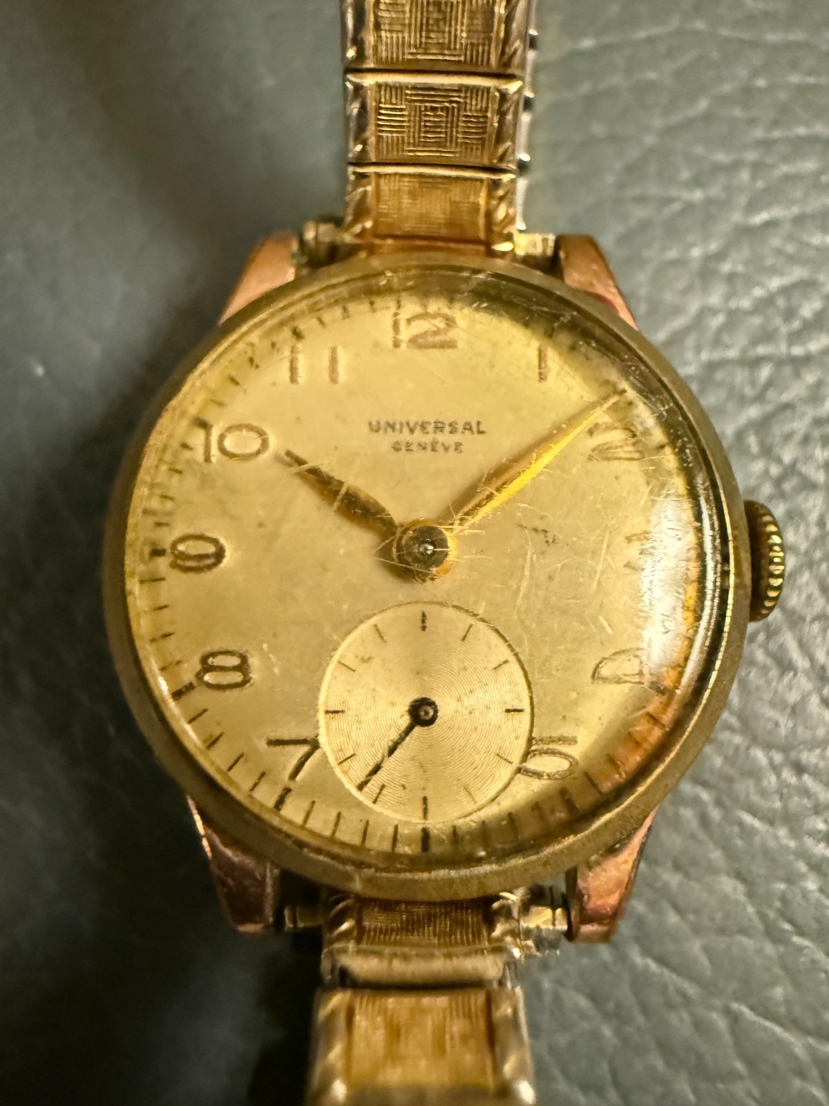 Vintage Universal Geneve Ladies Watch Small Seconds Manual Wind Swiss c.1940s