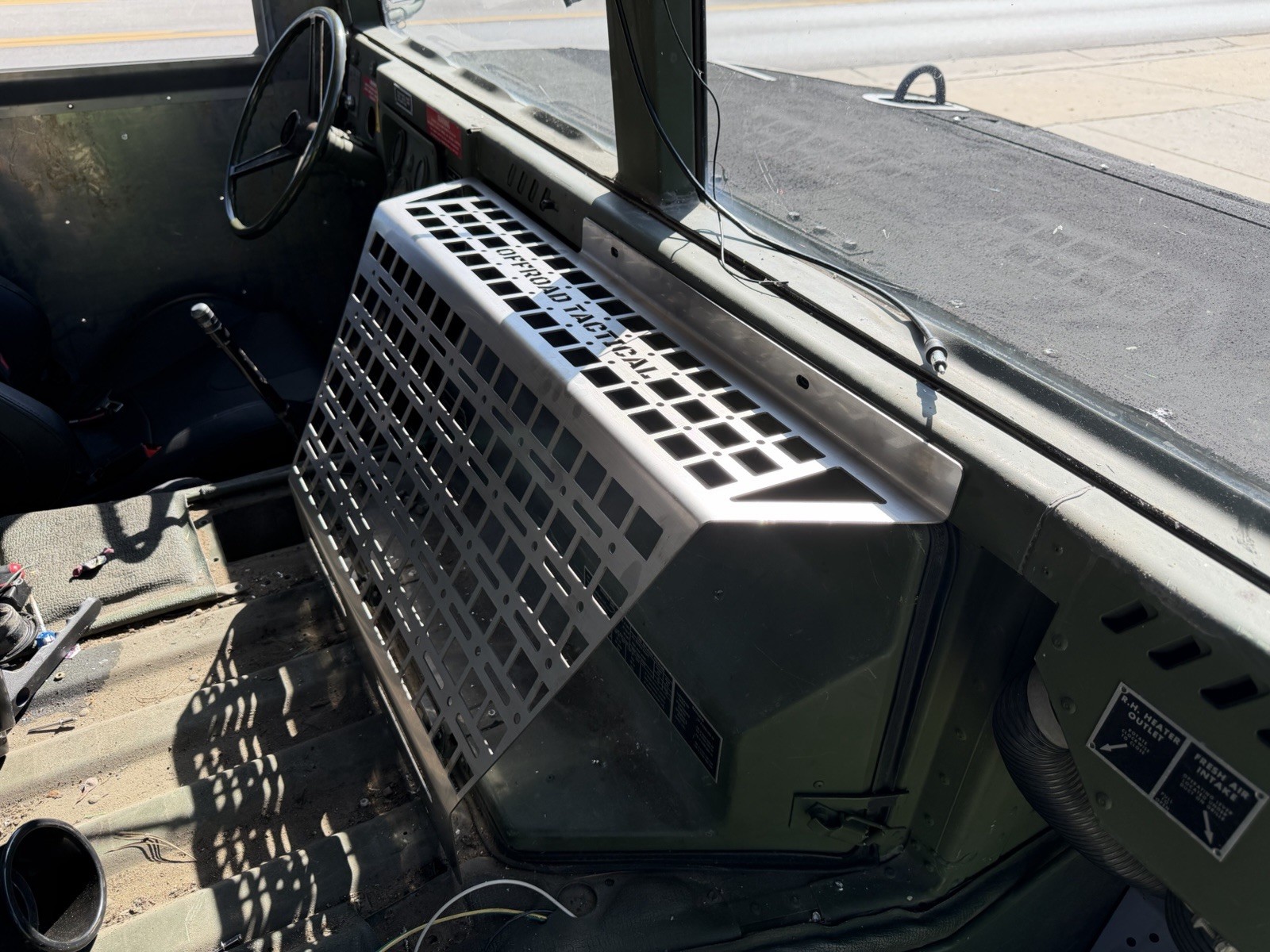 HMMWV HUMVEE Central Molle Style Stainless Steel M998 HMMWV HUMVEE Central Molle Style Stainless Steel M998