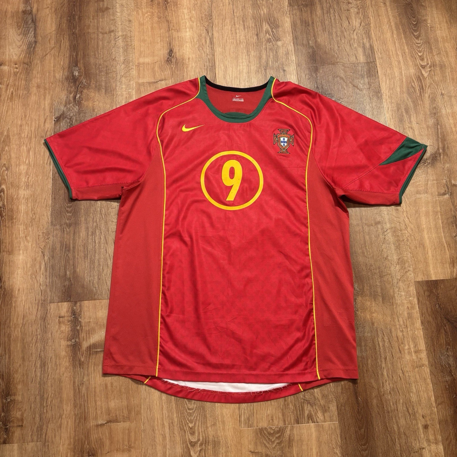 Authentic Vintage Nike 2004 Portugal Pauleta Jersey Mens Large Euros Football Authentic Vintage Nike 2004 Portugal Pauleta Jersey Mens Large Euros Football