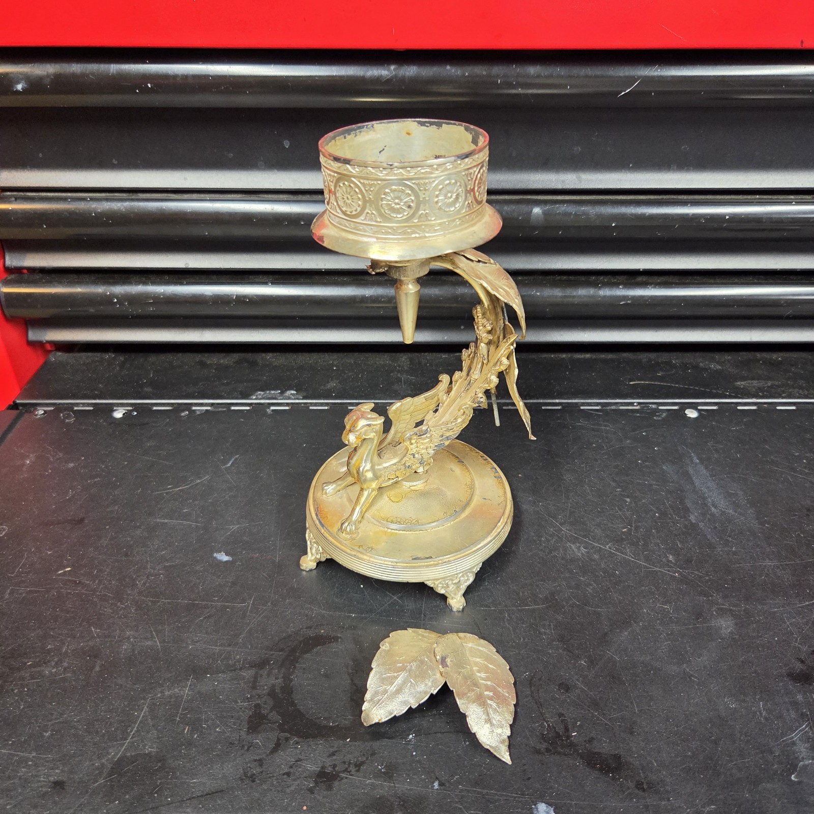 Antique Meriden Silver Plate Company Griffin Candle Holder With Leaf Art Antique Meriden Silver Plate Company Griffin Candle Holder With Leaf Art