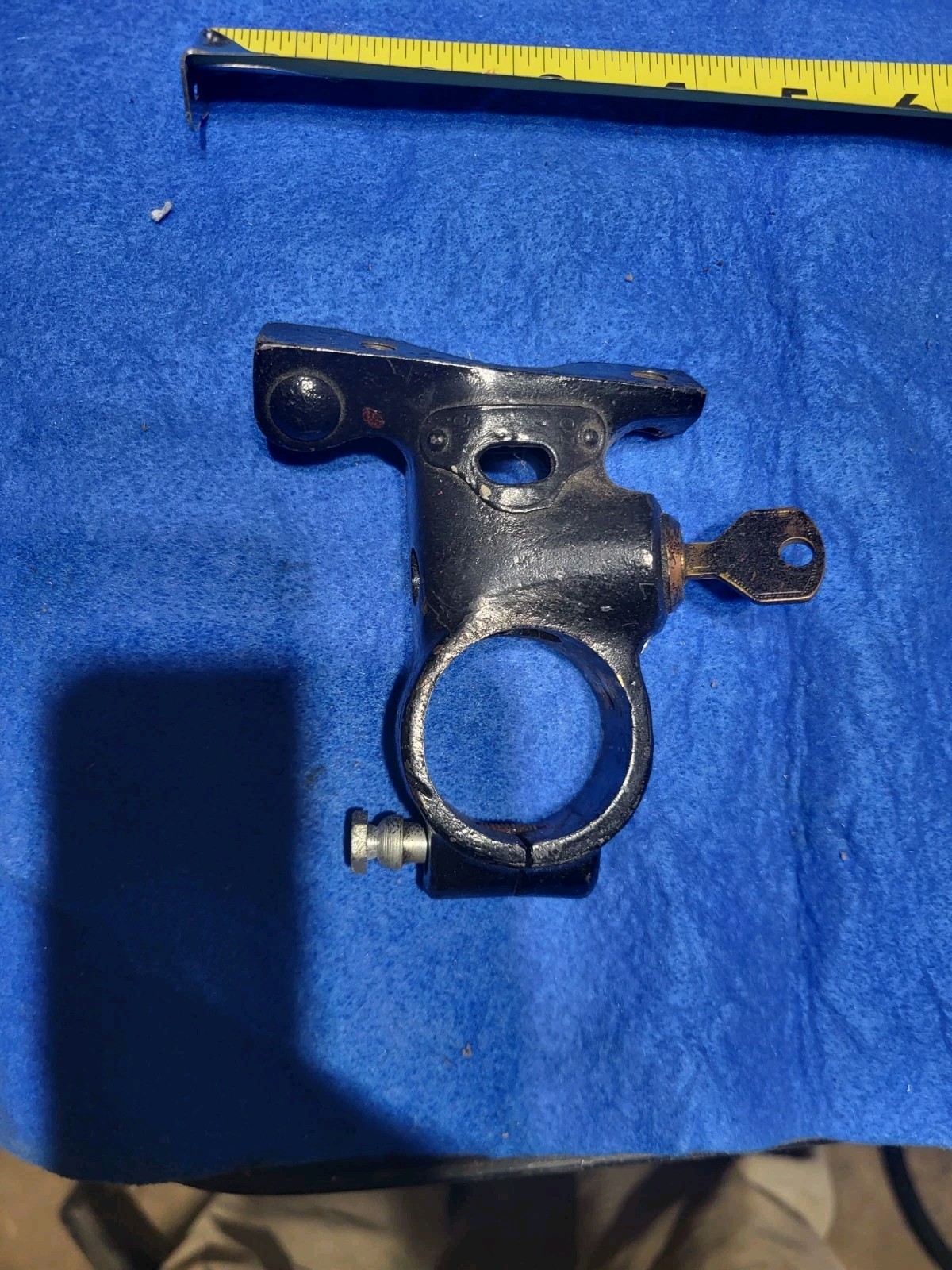 1932 Ford STEERING COLUMN LOCK / DROP BRACKET HOTROD RATROD SCTA TROG FLATHEAD 1932 Ford STEERING COLUMN LOCK / DROP BRACKET HOTROD RATROD SCTA TROG FLATHEAD