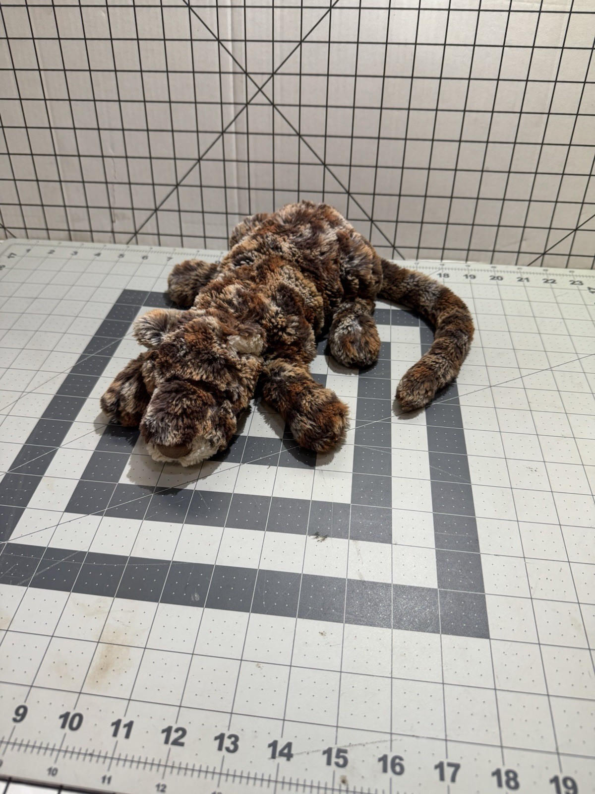 Jellycat Livi Leopard Little 12\