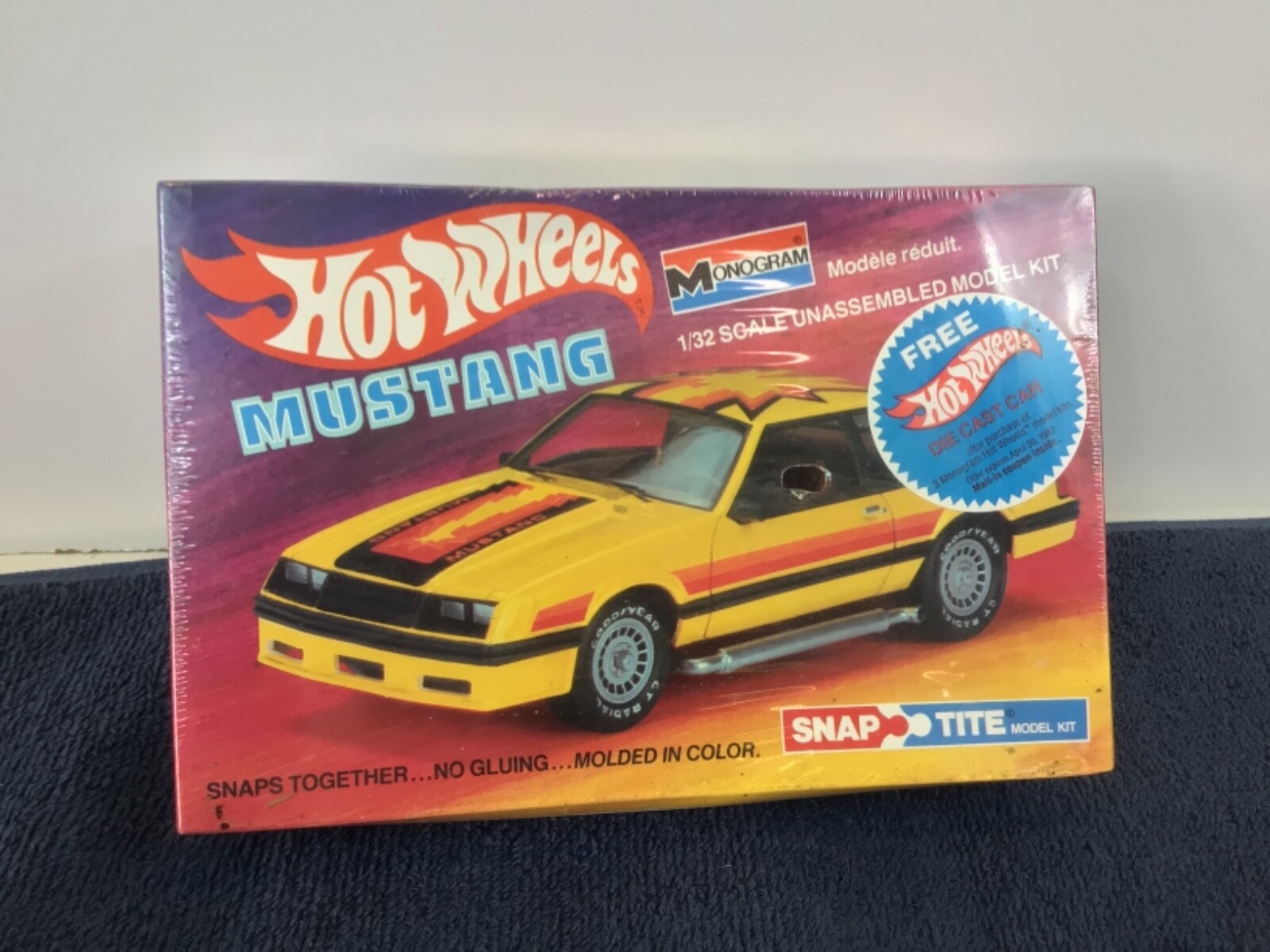 Vintage Monogram Sealed Snaptite Mustang 1981 Hotwheels 1/32 Model Kit 1038 Vintage Monogram Sealed Snaptite Mustang 1981 Hotwheels 1/32 Model Kit 1038