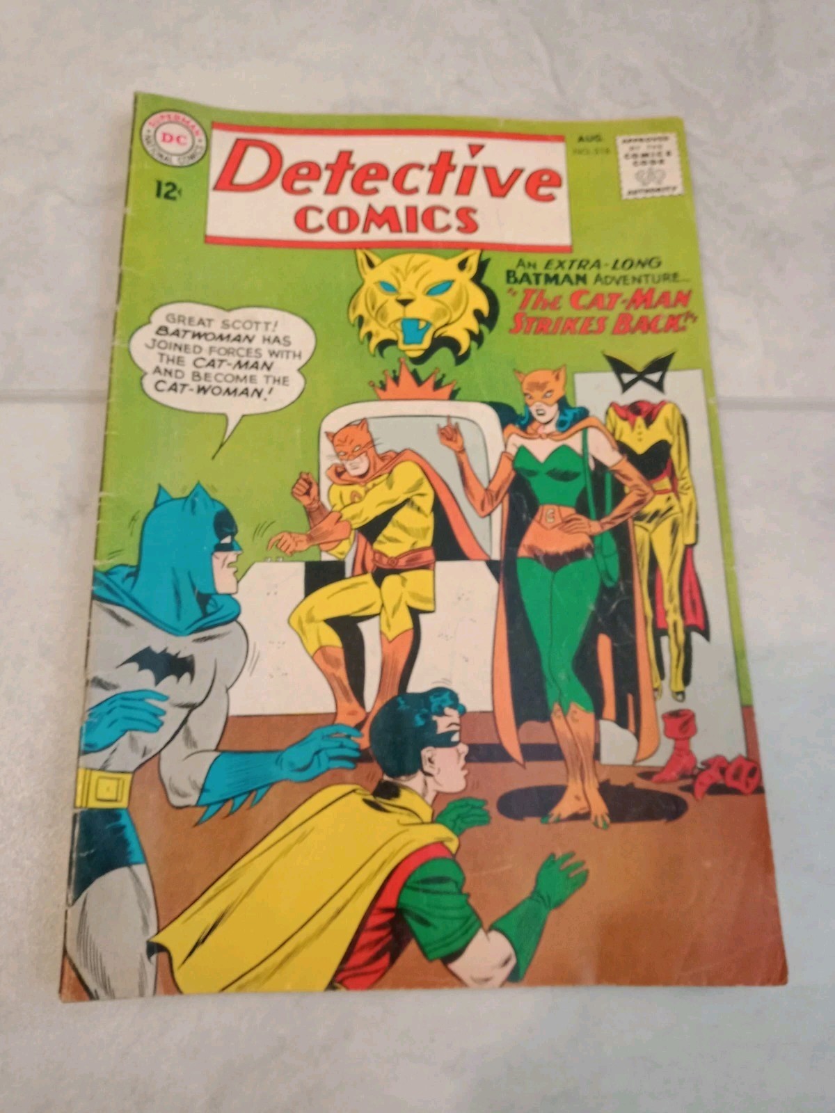 Detective Comics #318 Aug 1963 DC Comics Low Grade Comic Book Detective Comics #318 Aug 1963 DC Comics Low Grade Comic Book