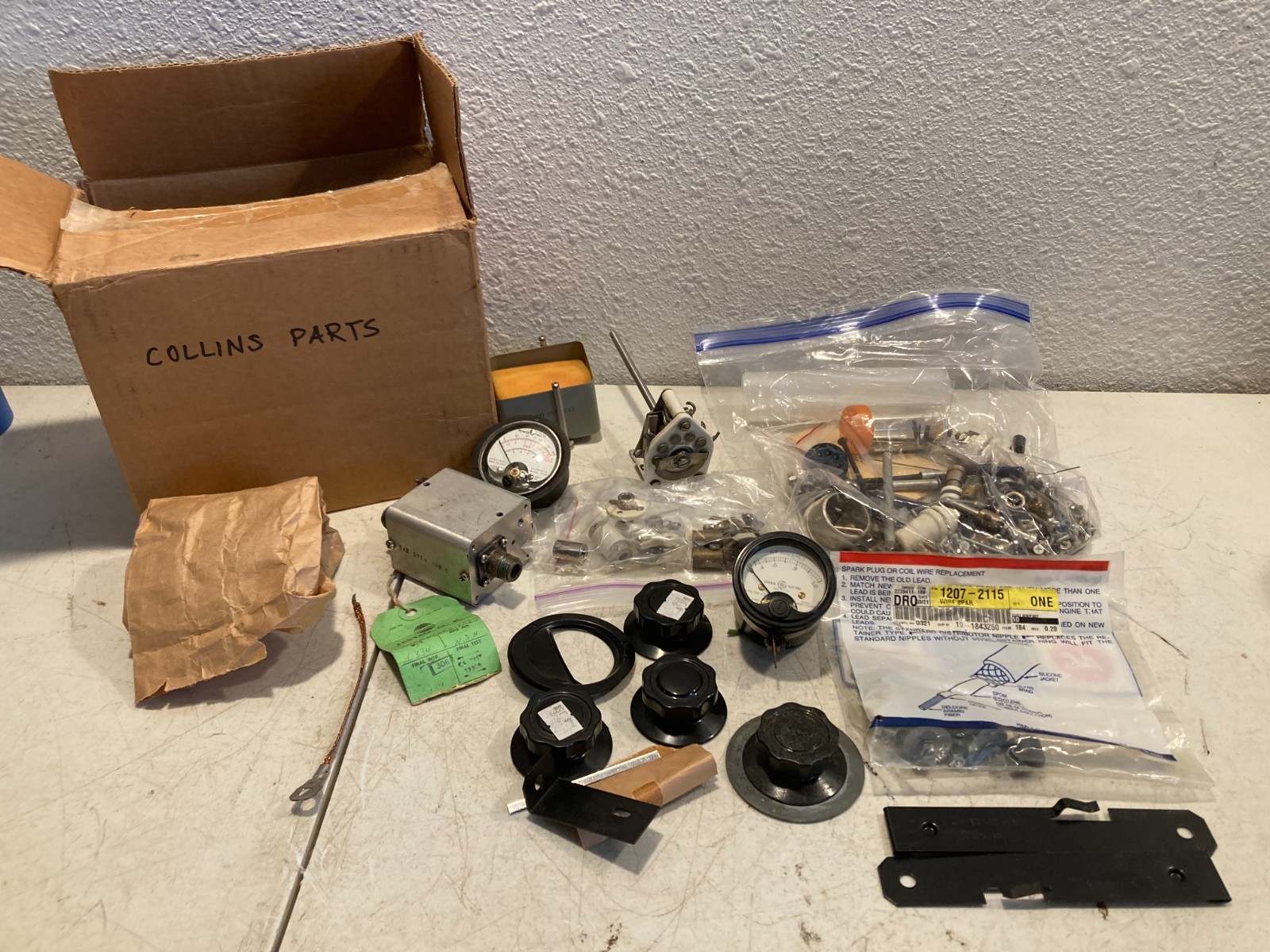 Vintage Collins Radio Parts Lot Knobs Meters Dials RF Components Hardware Ham