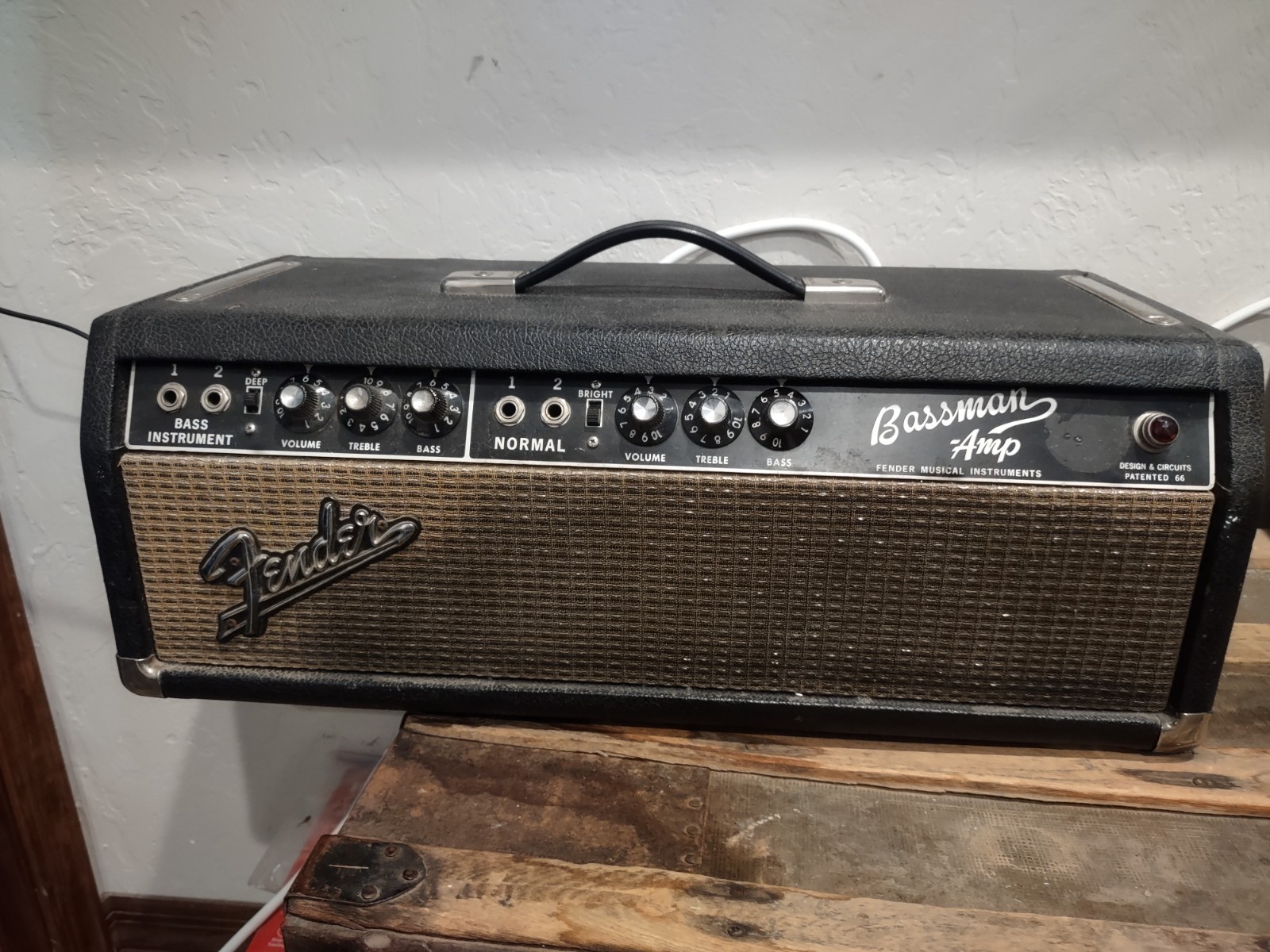 Vintage Fender Bassman Amp Head Blackface 50W Tube Amplifier Vintage Fender Bassman Amp Head Blackface 50W Tube Amplifier