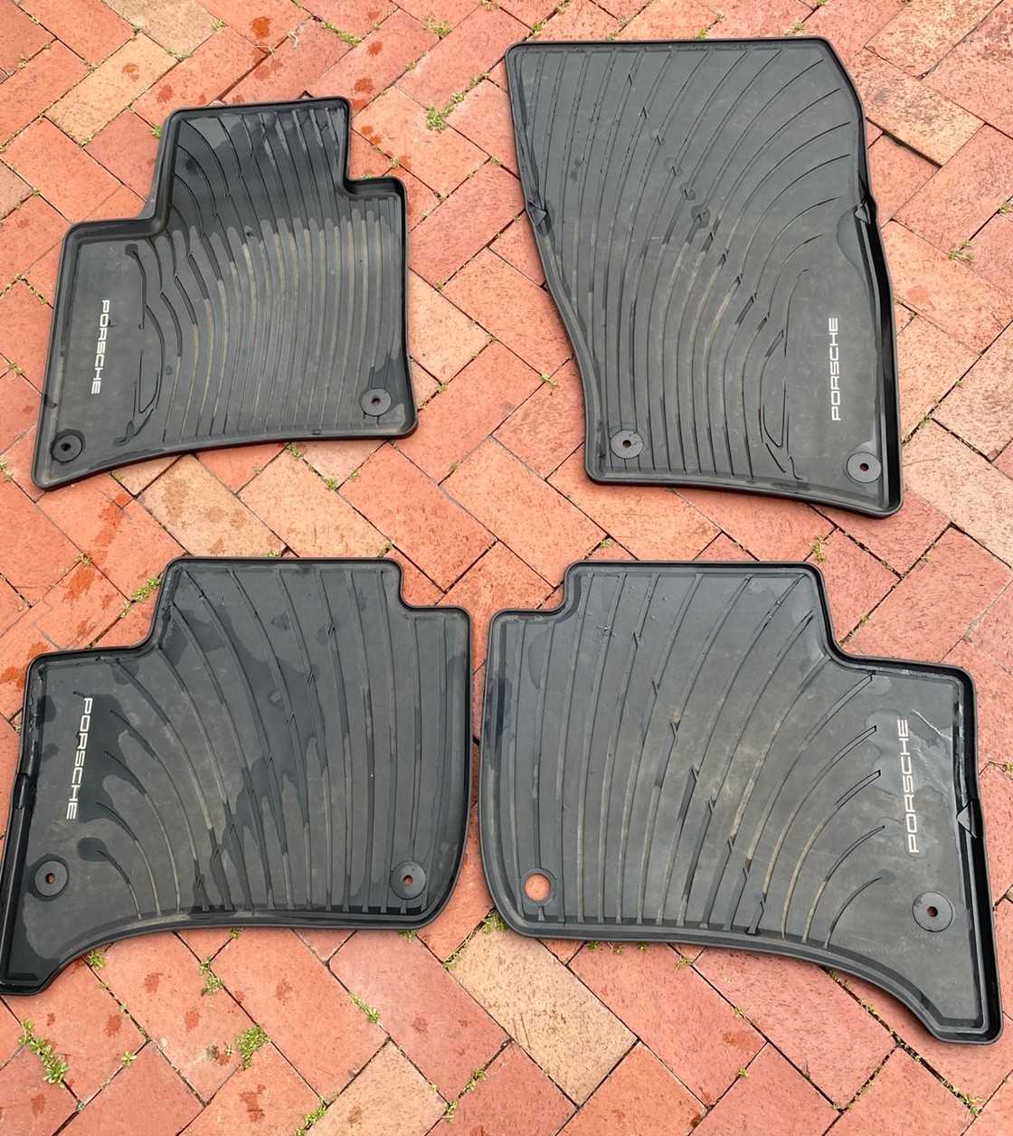 OEM 2011–2018 Porsche Cayenne 958 Rubber All Weather Floor Mats Set Genuine