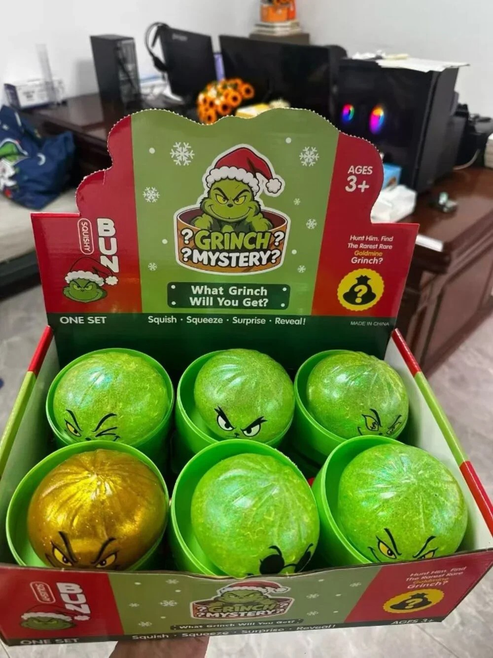 The Grinch Mystery Christmas Dumpling Squishy Stress Relief Squeeze Toy