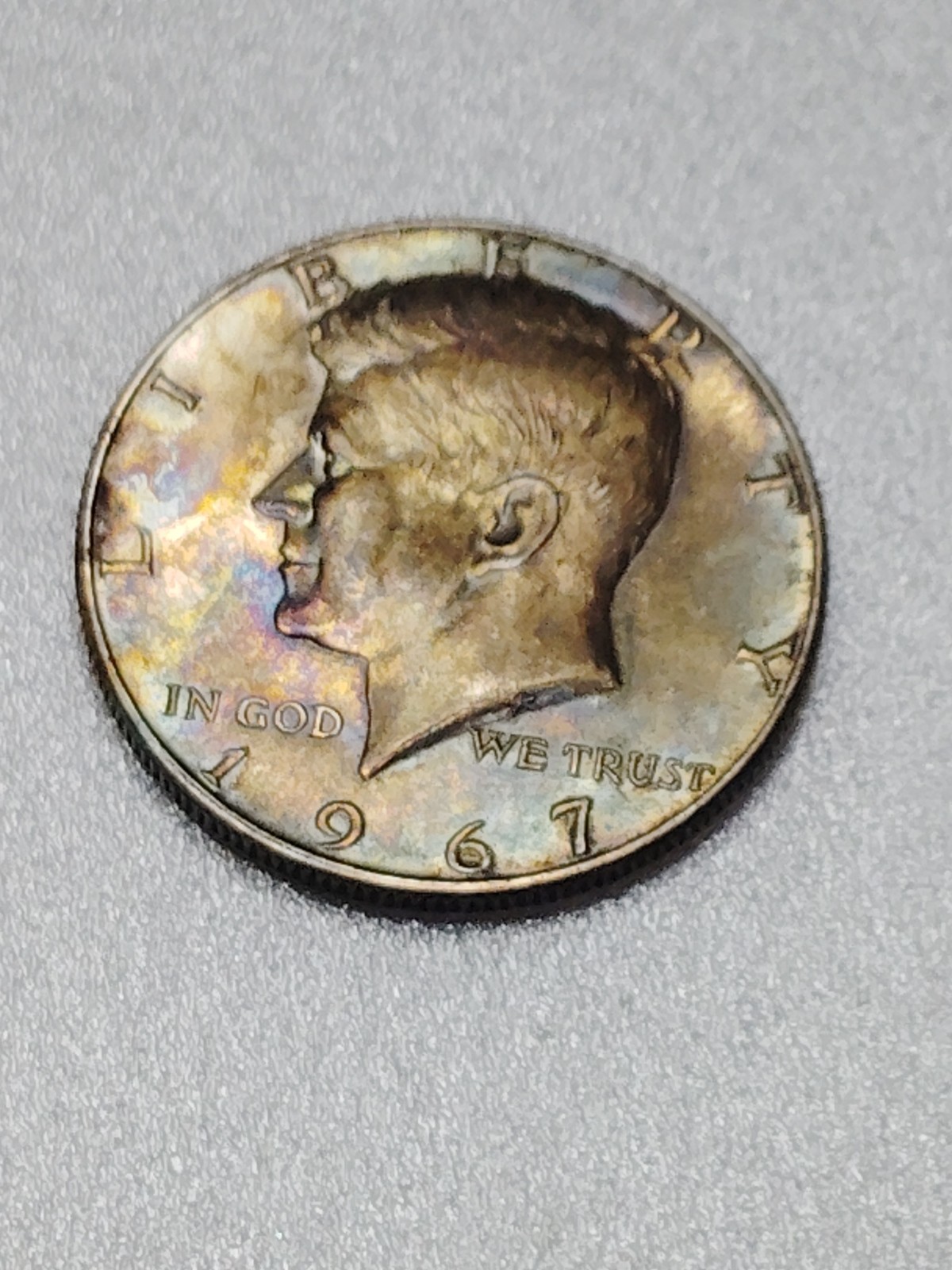 Kennedy Half Dollar 1967 40% Silver AU Nice Rainbow Toning Kennedy Half Dollar 1967 40% Silver AU Nice Rainbow Toning