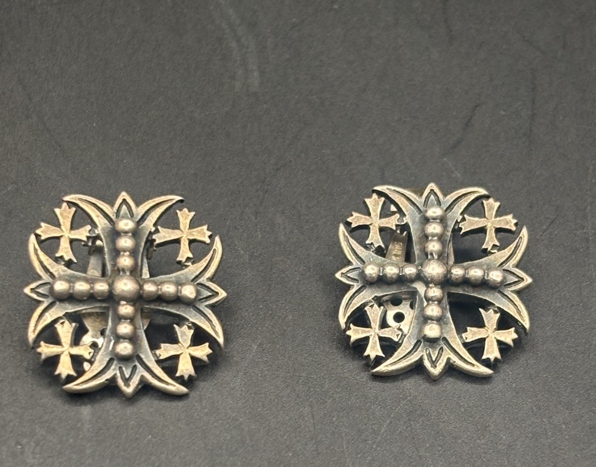 James Avery Sterling Silver Maltese Cross Earrings Clip-on  Retired