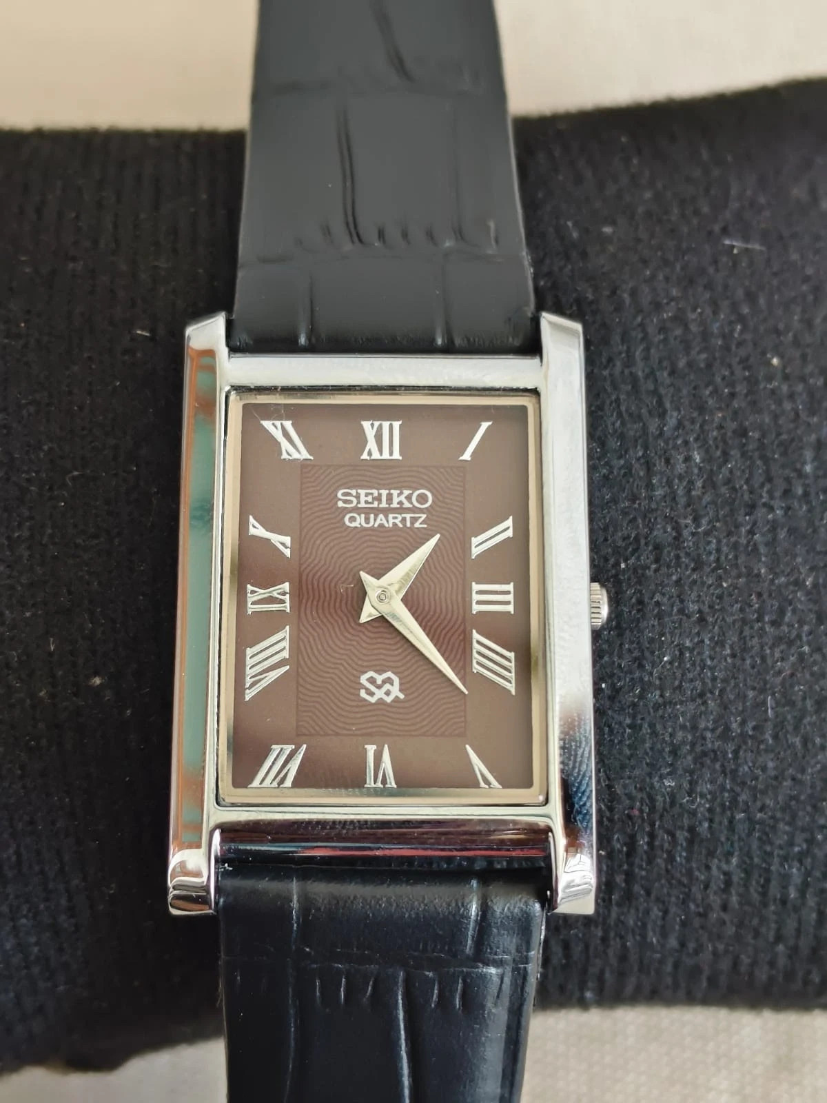 Vintage Classic Seiko Slim Tank japan Made Brown Dial Men\'s Wrist watch