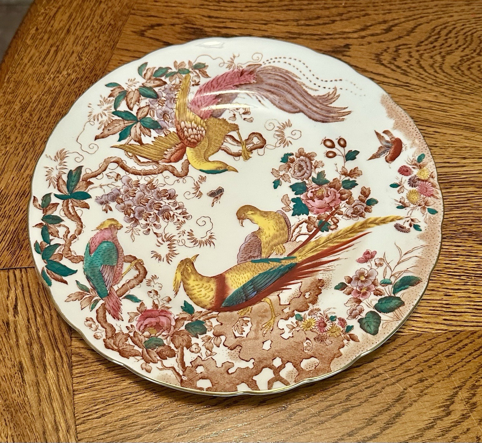 Antique Royal Crown Derby Olde Avesbury Bone China Salad Plate 8.6 Inch