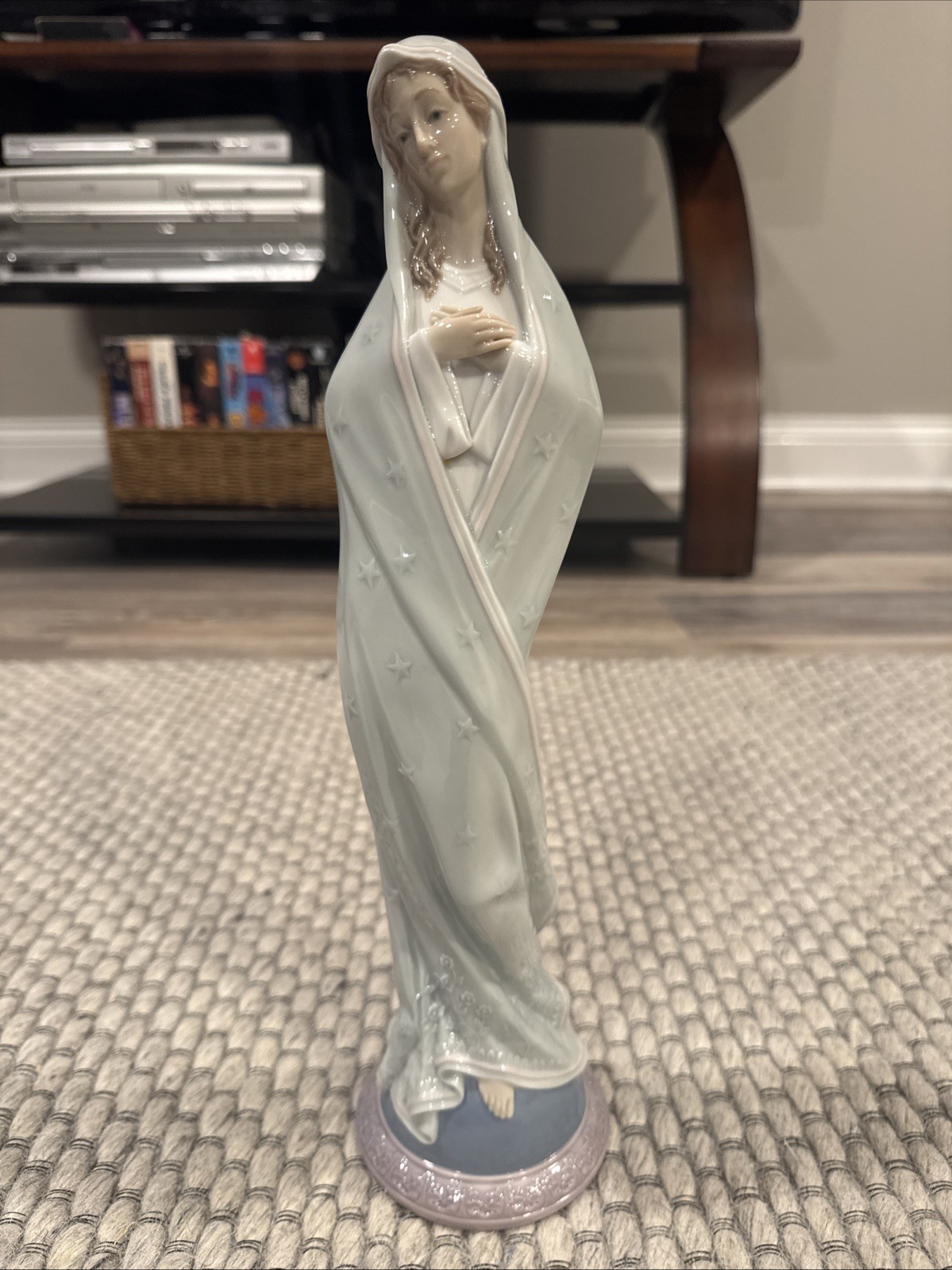 Vintage Lladro Porcelain Sweet Mary Vintage Lladro Porcelain Sweet Mary