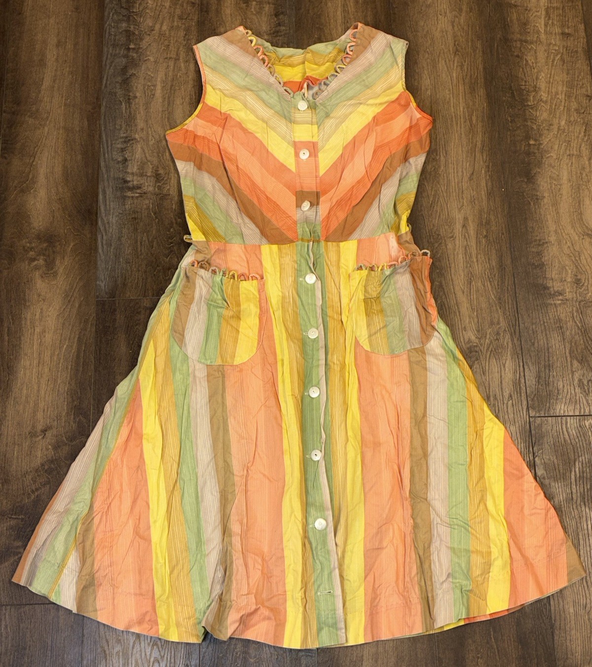 Vtg Penney’s Brentwood Striped Day Dress Women’s Medium Button Sleeveless 60s Vtg Penney’s Brentwood Striped Day Dress Women’s Medium Button Sleeveless 60s