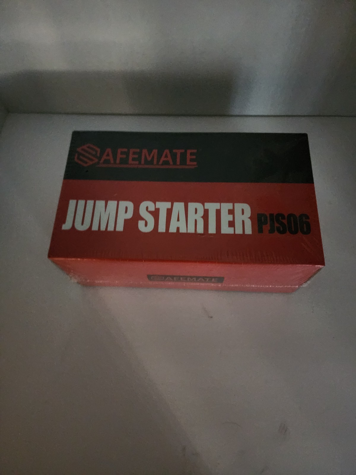 PJS06 2500A Car Battery Jump Starter, Portable 12v Battery Booster, Jump Box PJS06 2500A Car Battery Jump Starter, Portable 12v Battery Booster, Jump Box