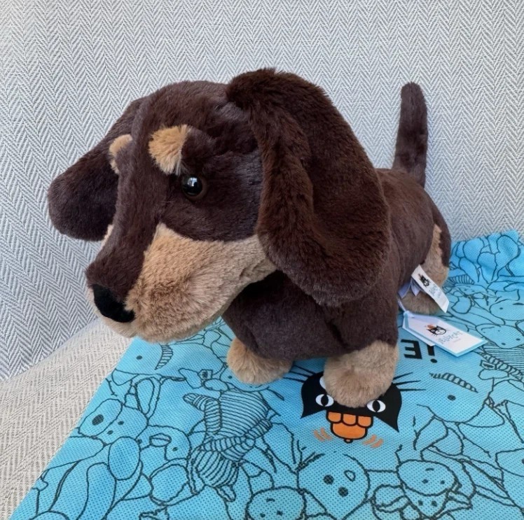 US Medium Otto Sausage Dog Plush Toy NWT Authentic With Dust Bag US Medium Otto Sausage Dog Plush Toy NWT Authentic With Dust Bag