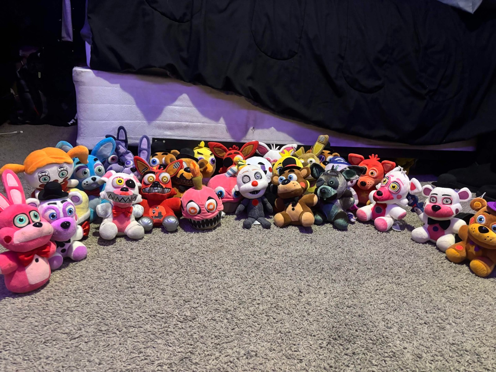 Huge Funko 7” FNAF Plush Lot 25+ Rare Retired Toy Freddy + More CHECK DESC Huge Funko 7” FNAF Plush Lot 25+ Rare Retired Toy Freddy + More CHECK DESC