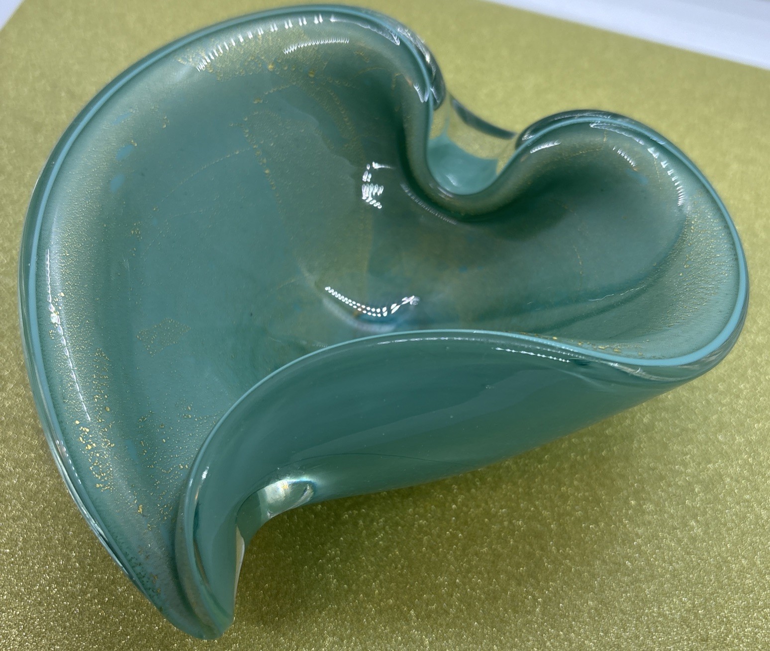 MCM TURQUOISE vtg Murano gold flecks art glass bowl sculpture Alfredo Barbini MCM TURQUOISE vtg Murano gold flecks art glass bowl sculpture Alfredo Barbini