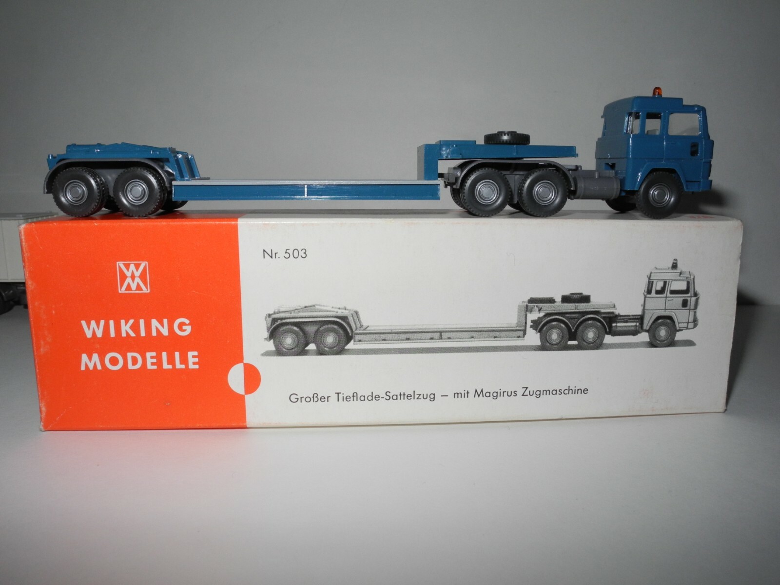 VINTAGE WIKING 1:87 MAGIRUS 235 D HEAVY DUTY TIEFLADER 724/1B MINT AND BOXED VINTAGE WIKING 1:87 MAGIRUS 235 D HEAVY DUTY TIEFLADER 724/1B MINT AND BOXED