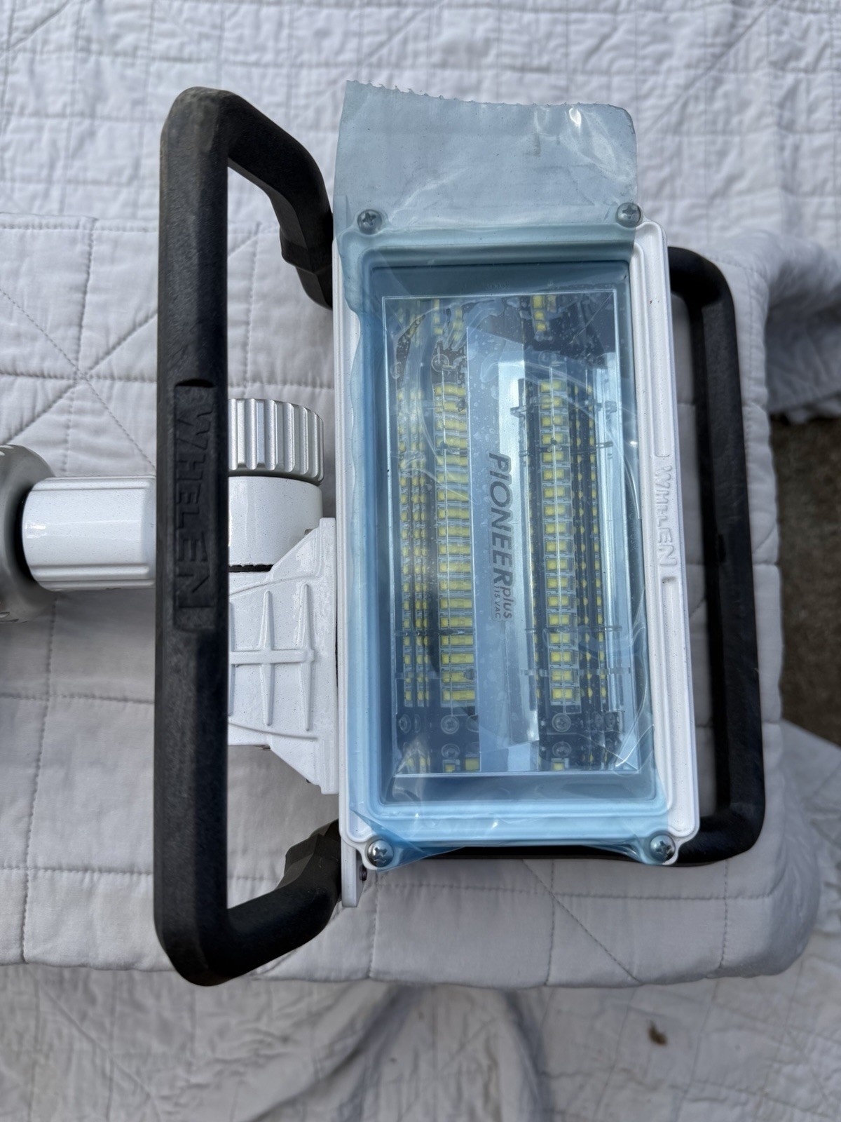 Whelen Pioneer Plus Single Panel Flood Light / Spot Light Whelen Pioneer Plus Single Panel Flood Light / Spot Light