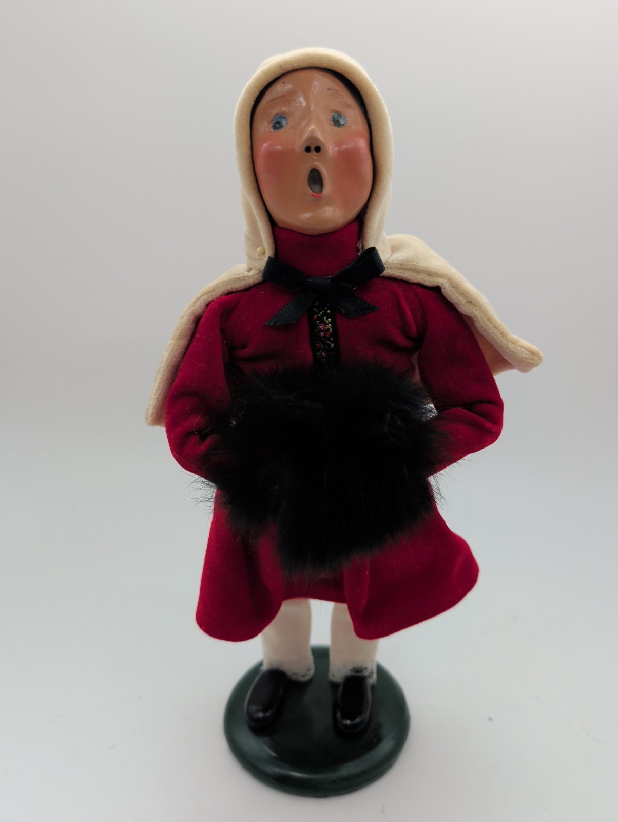 1994 Byers Choice Figurine Girl With Black Fur Muffler White Cap 10\