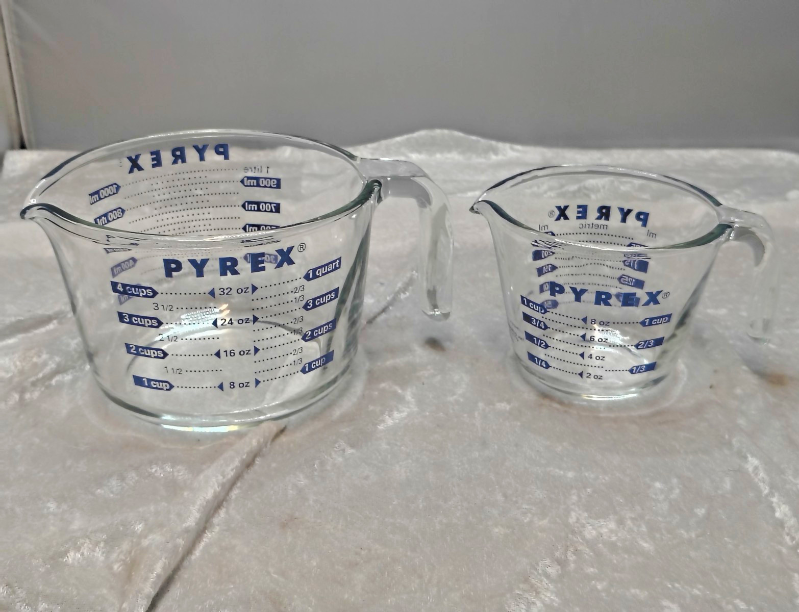 Vintage Pyrex Cobalt Blue Lettering Measuring Cups 4 Cup 1 Qt & 1 Cup 8 oz USA