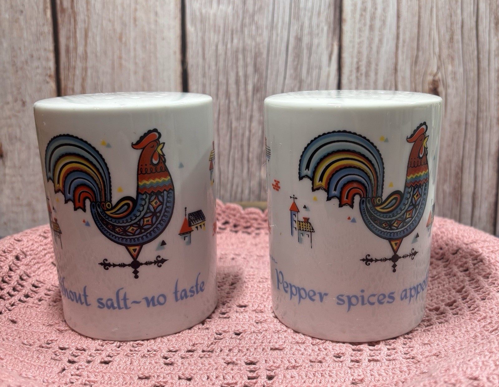 Vintage Berggren Rosemaling Swedish Morning Rooster Salt & Pepper Shakers