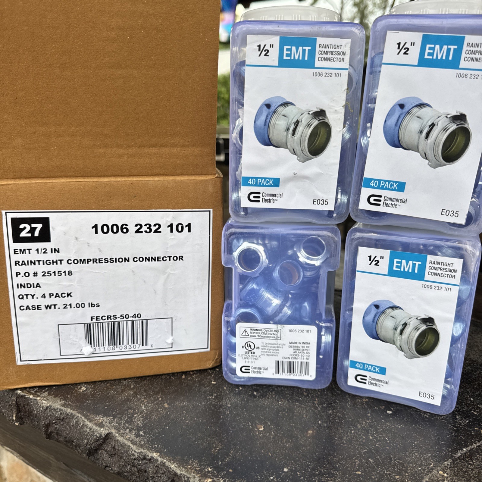 160 Pcs 1/2” EMT Raintight Compression Connectors Commercial Electric 160 Pcs 1/2” EMT Raintight Compression Connectors Commercial Electric