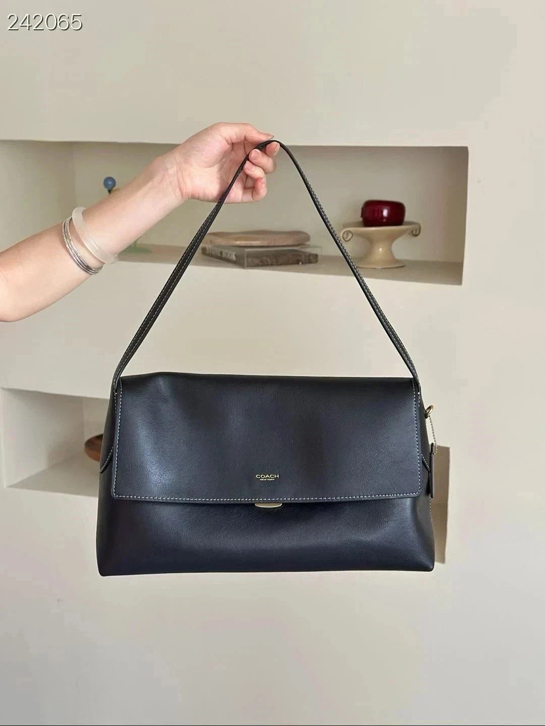 NEW COACH CHELSEA 36 Fashion Women\'s Satchel Bag Shoulder Bag Underarm bag CDS62 NEW COACH CHELSEA 36 Fashion Women\'s Satchel Bag Shoulder Bag Underarm bag CDS62
